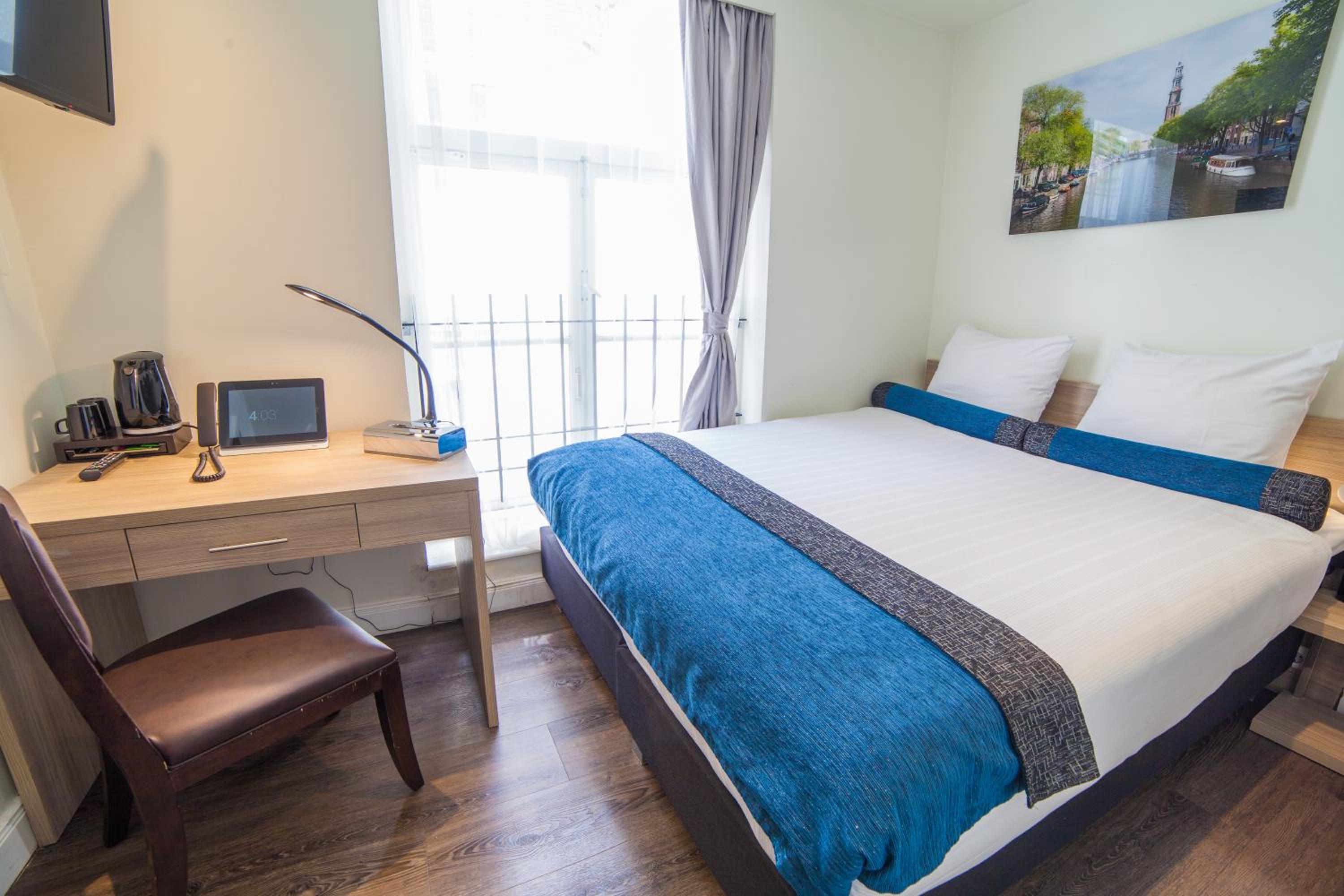 Small Double Room photo 2