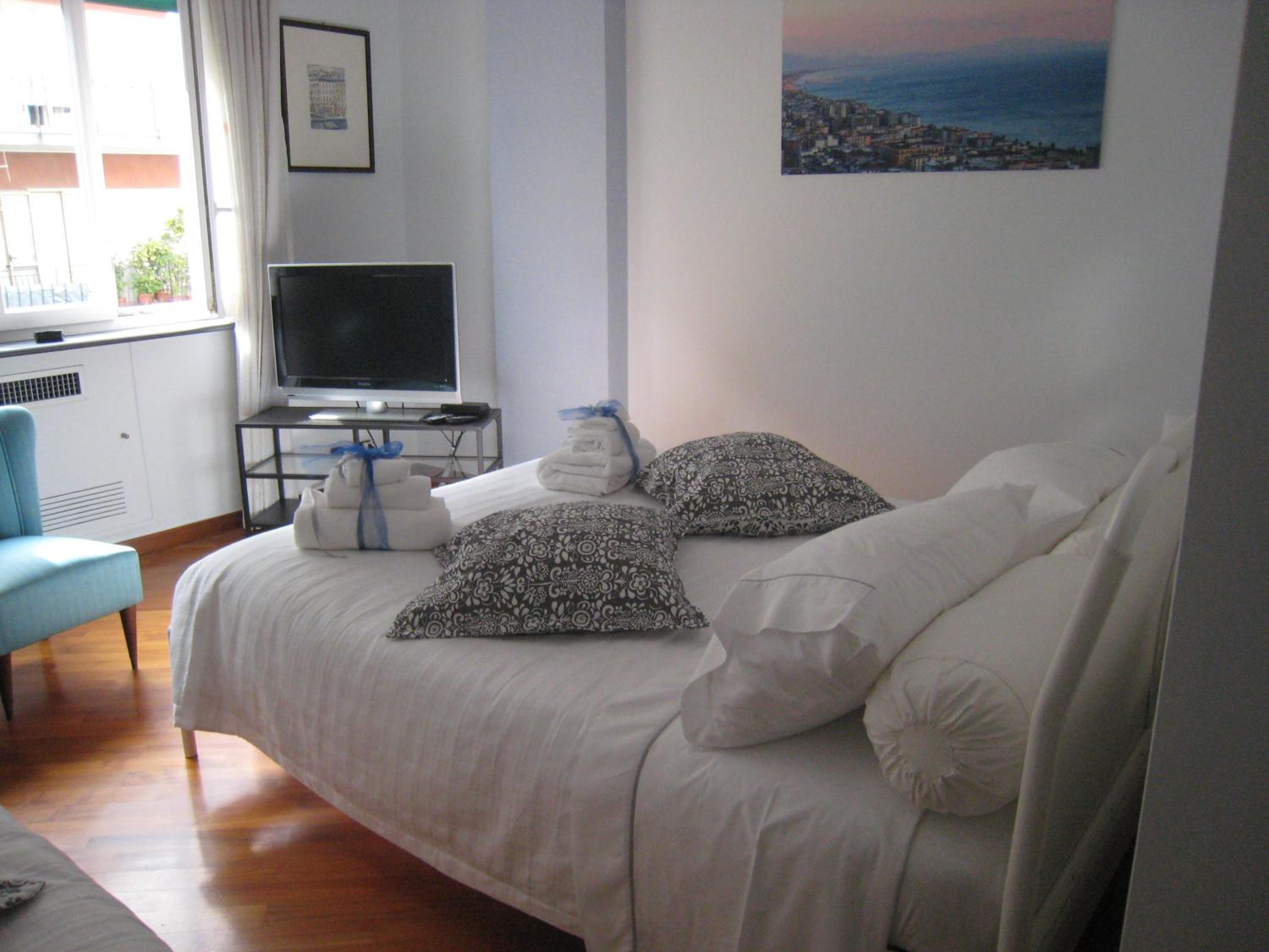 Triple Room with Lateral Sea View - Photo 14