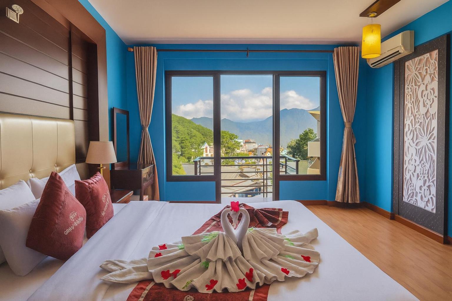 King Room with Mountain View - Photo 4