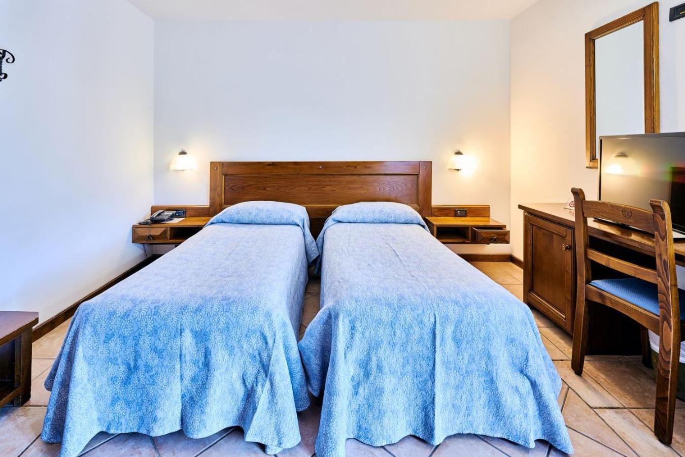 Standard Double or Twin Room with Balcony photo 2