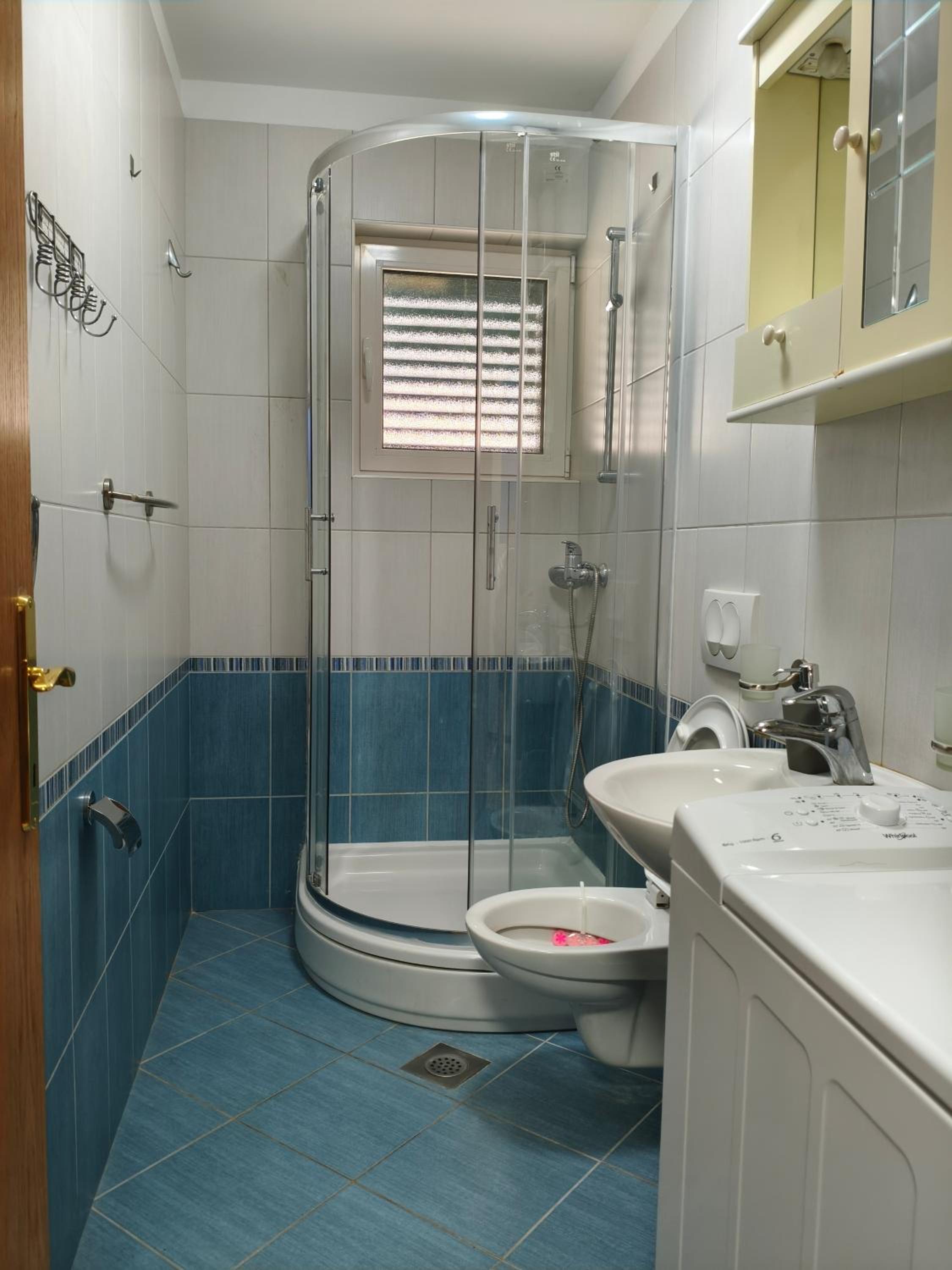 Apartment - Ground Floor photo 3