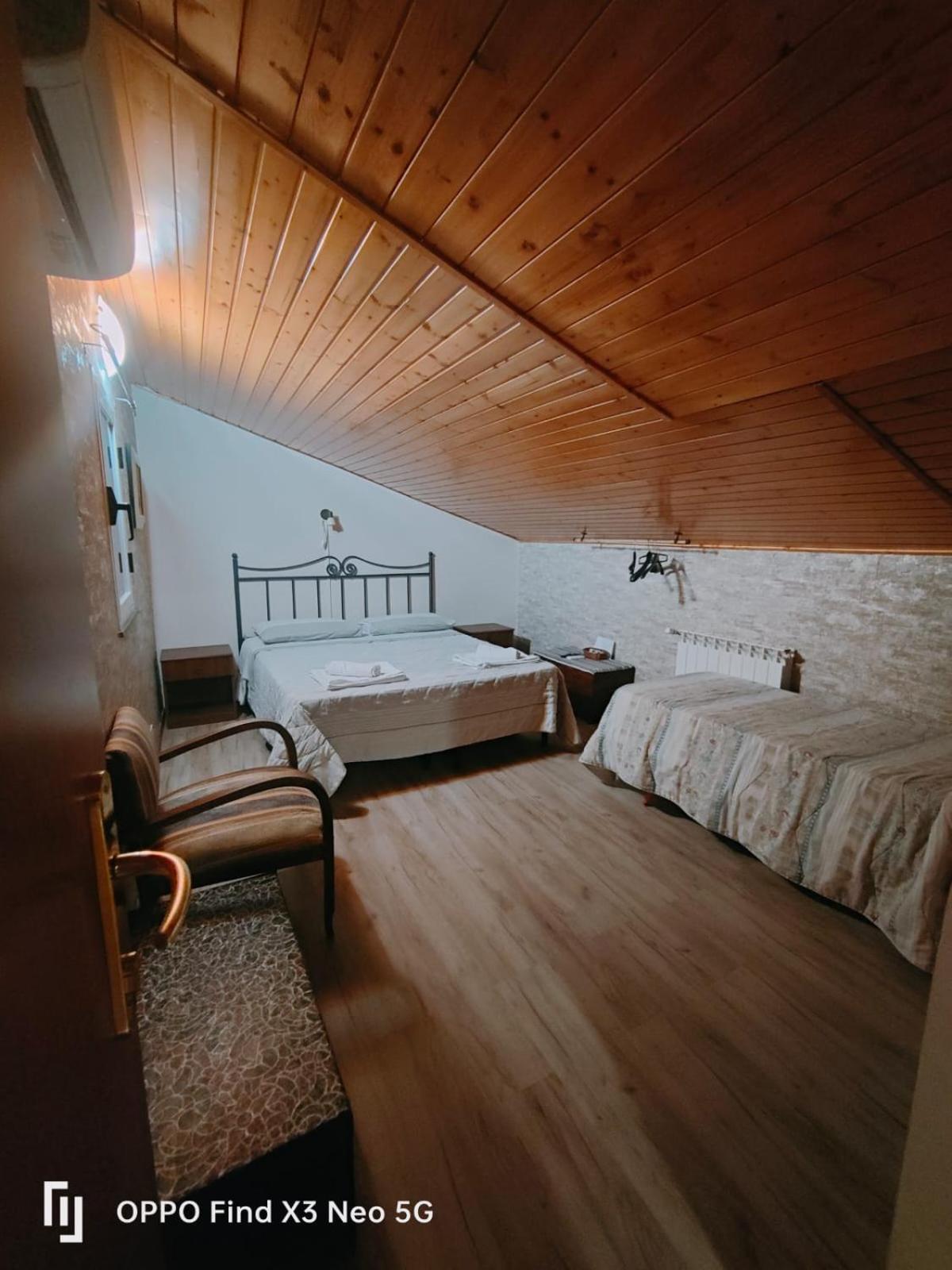 Triple Room photo 3