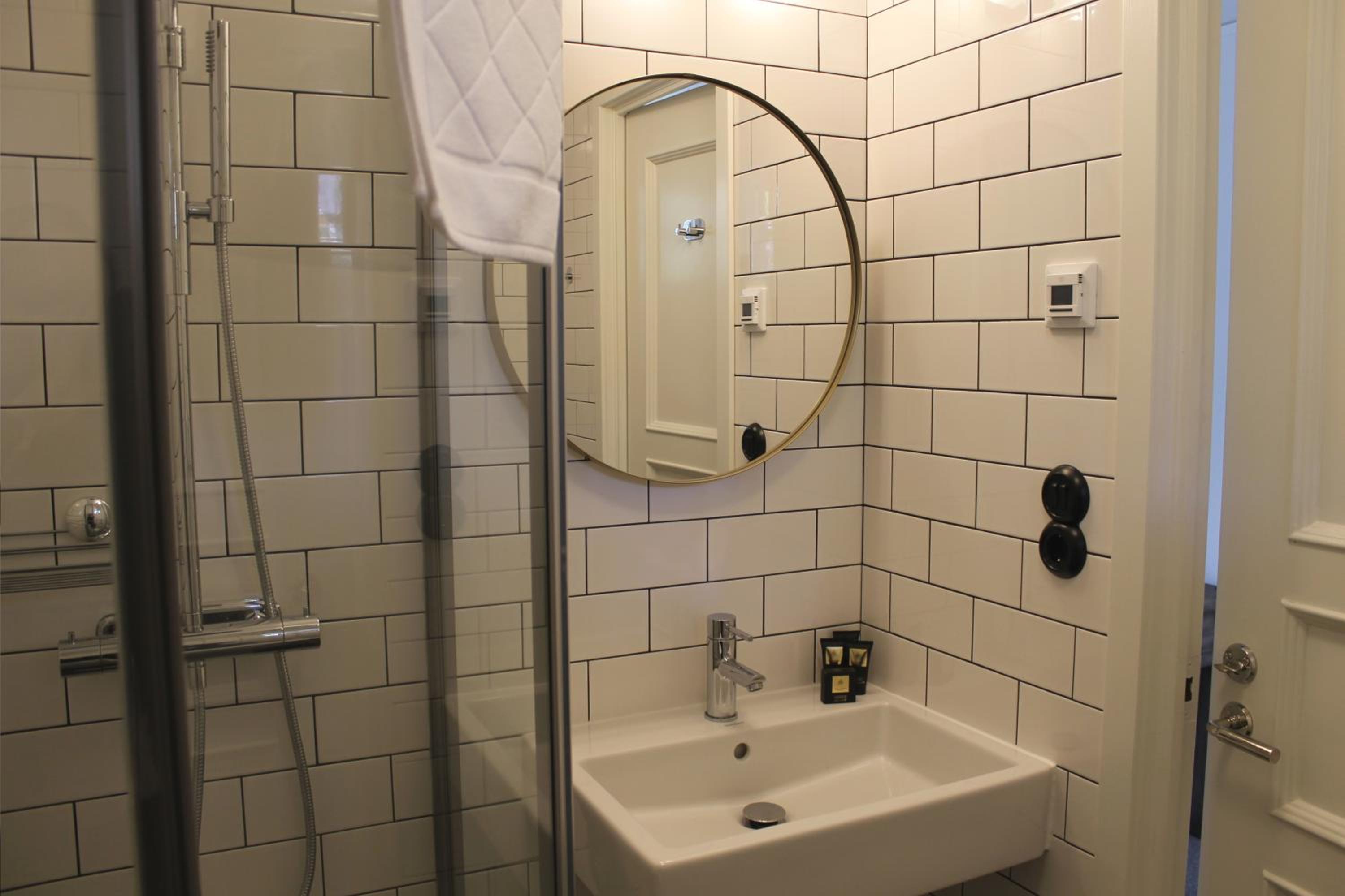 Twin or Double Room - Photo 44