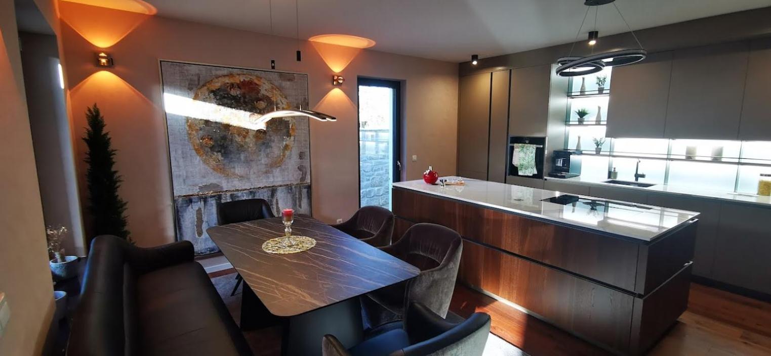 Three-Bedroom Villa photo 2