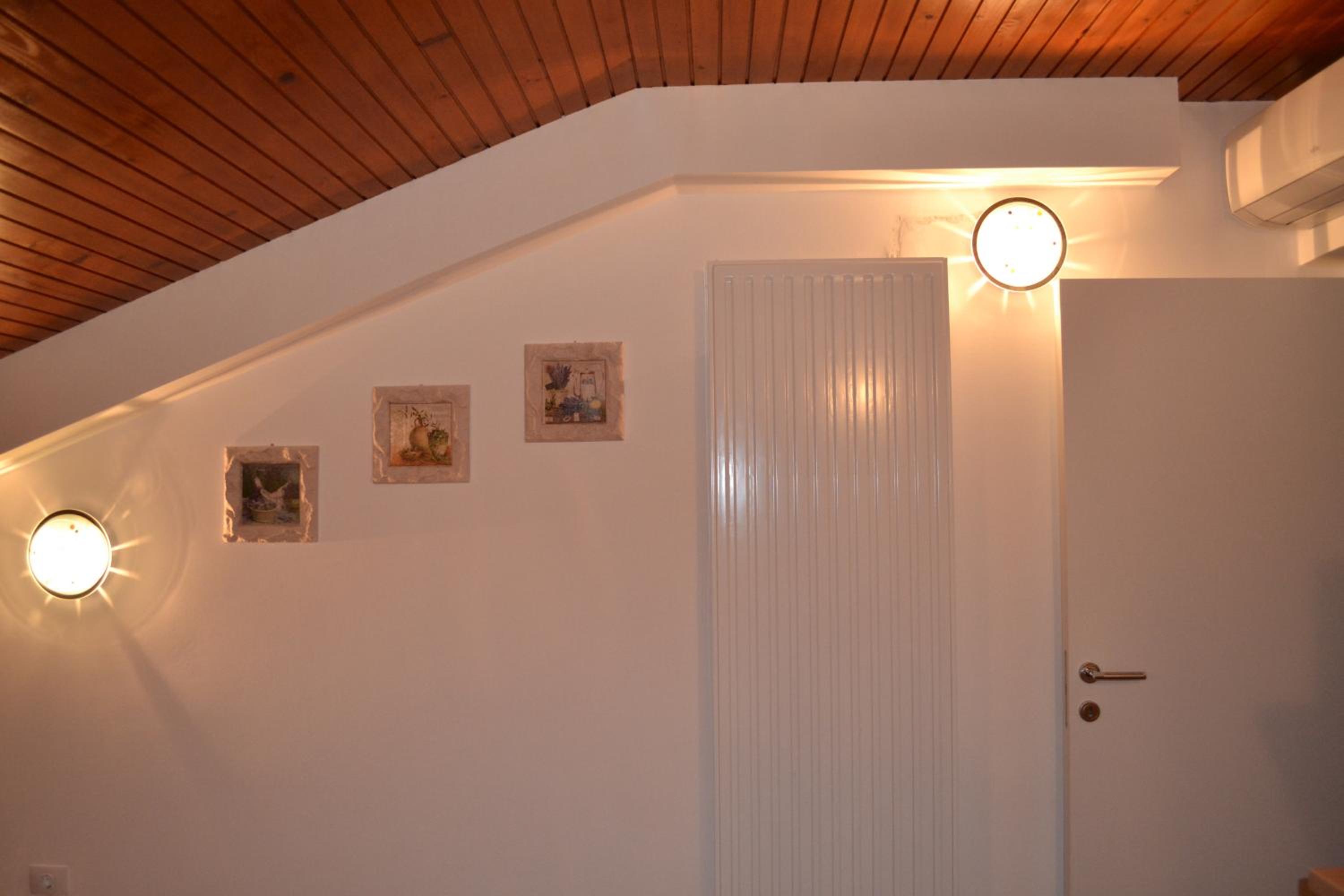 Family Room with Side Sea View photo 1
