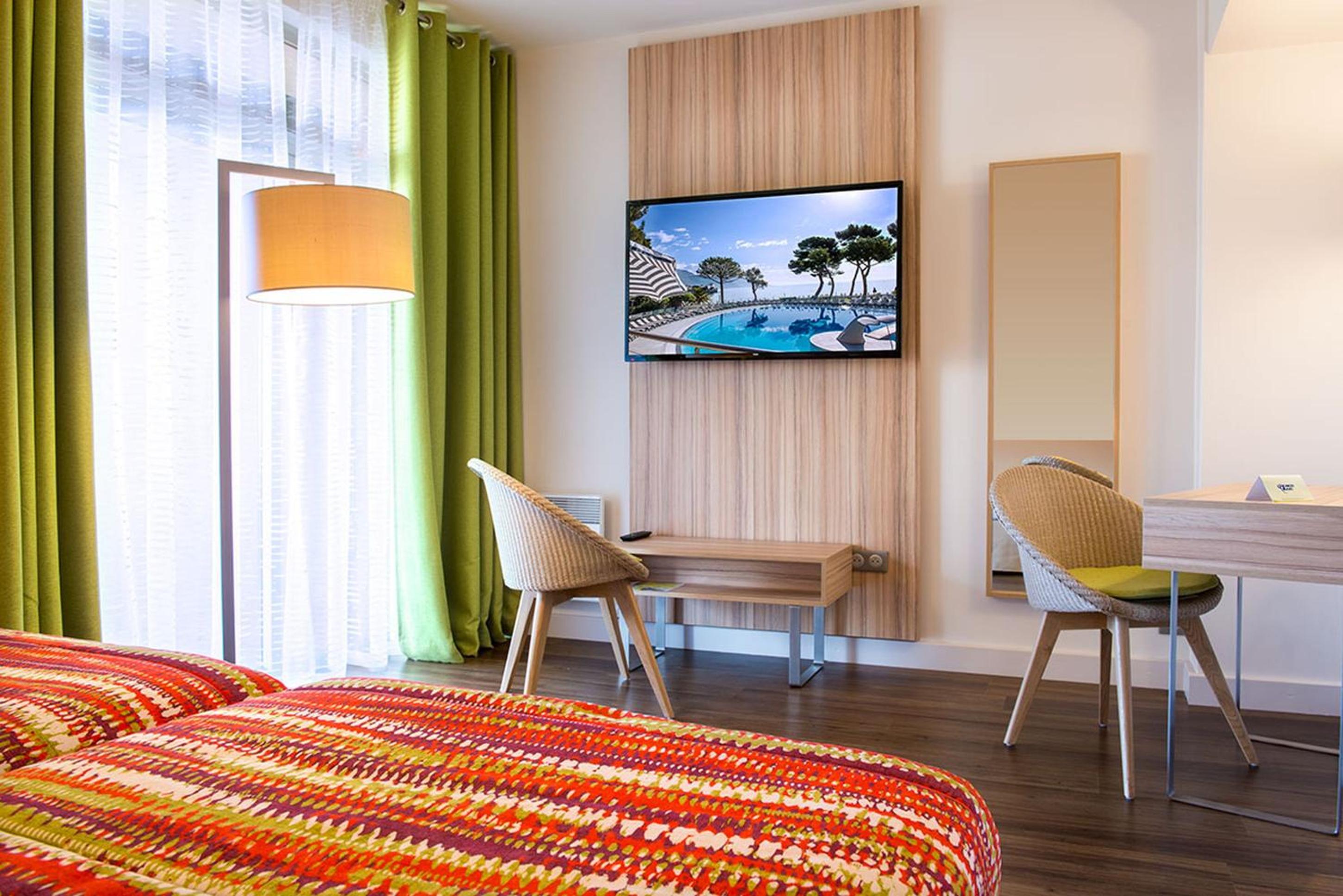 Standard Double Room - Photo 1