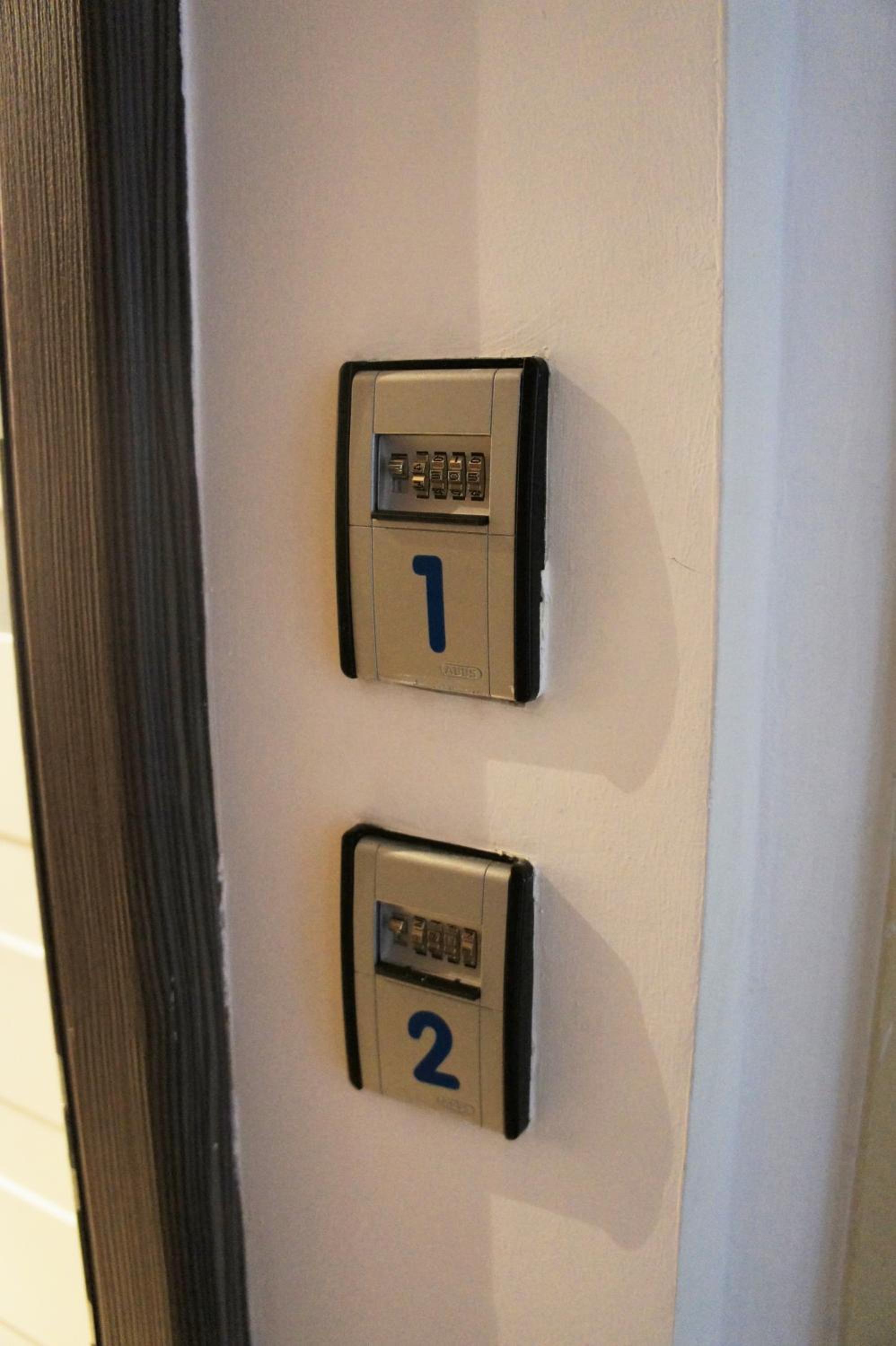 Two-Bedroom Apartment - Photo 10