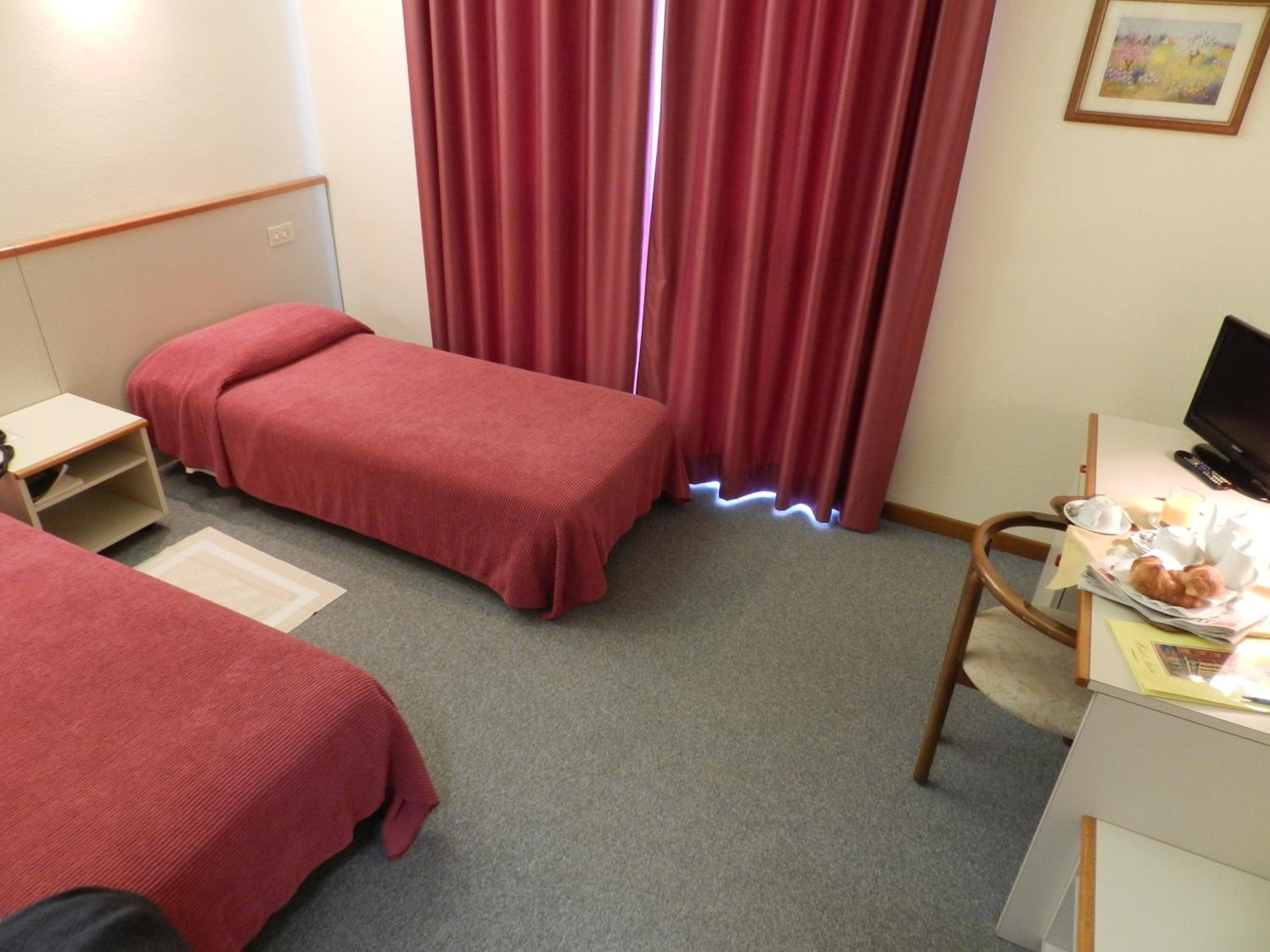 Twin Room photo 1