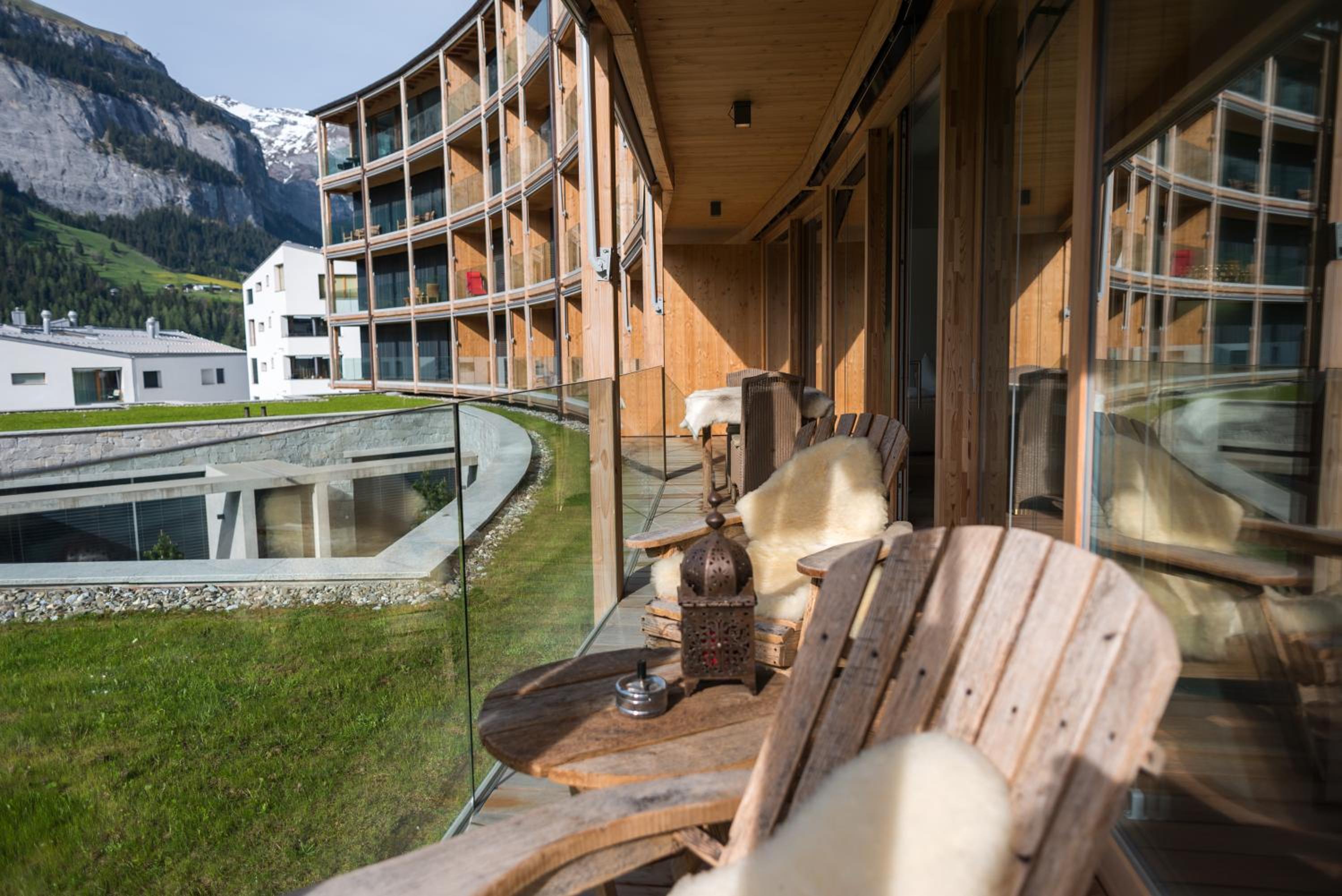Apartment with Mountain View photo 3