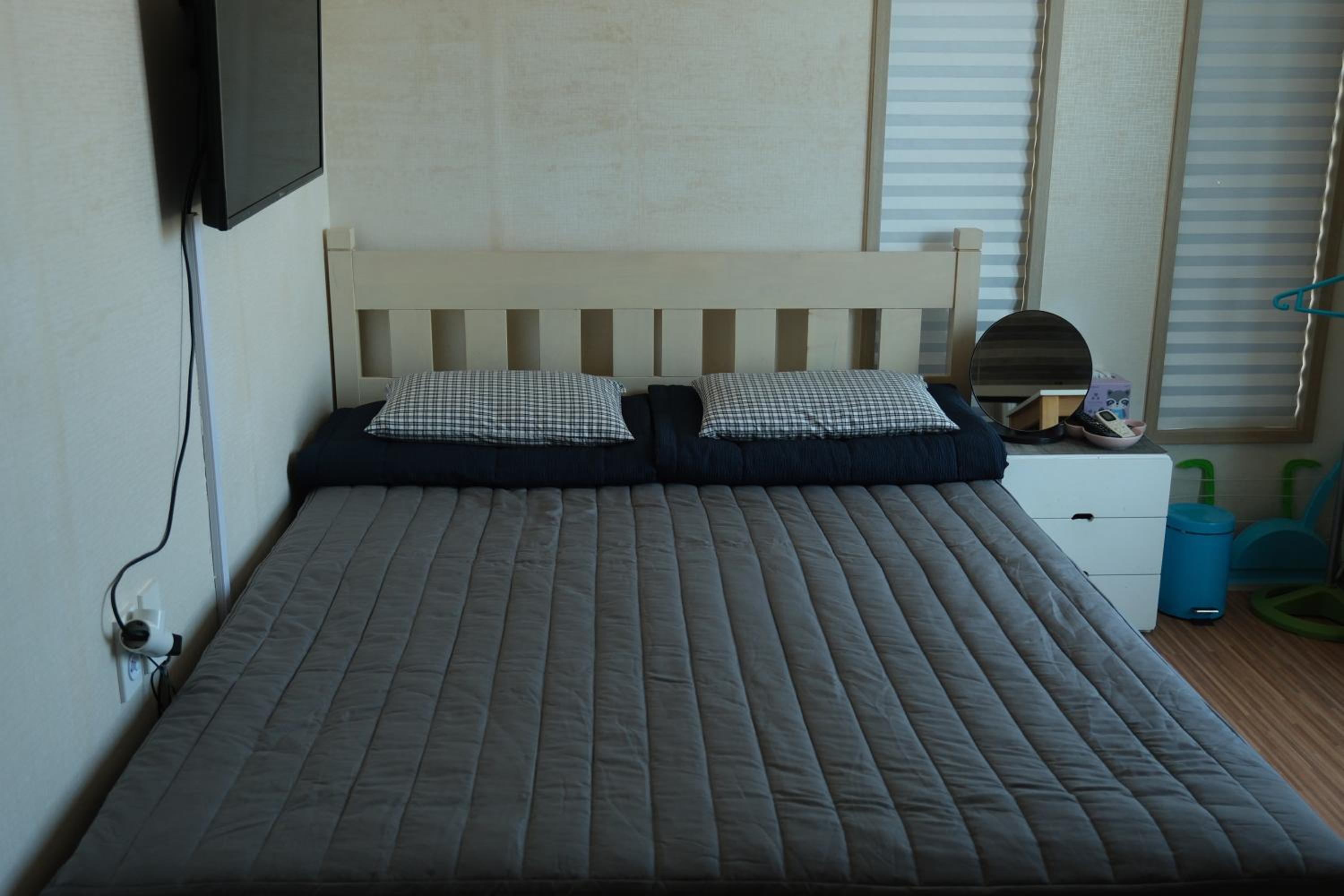 Double Room with Private Bathroom - Photo 6