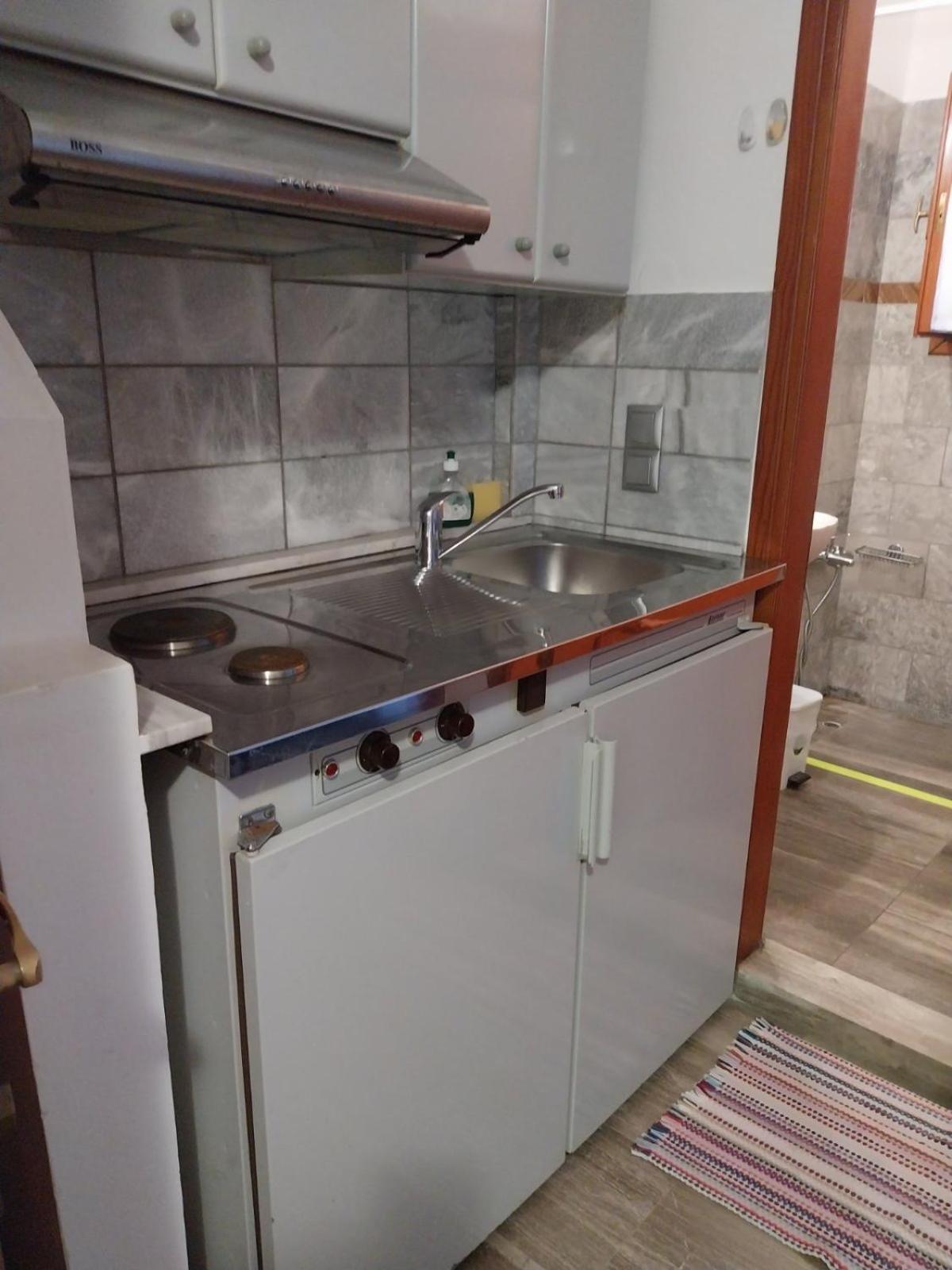 Economy One-Bedroom Apartment