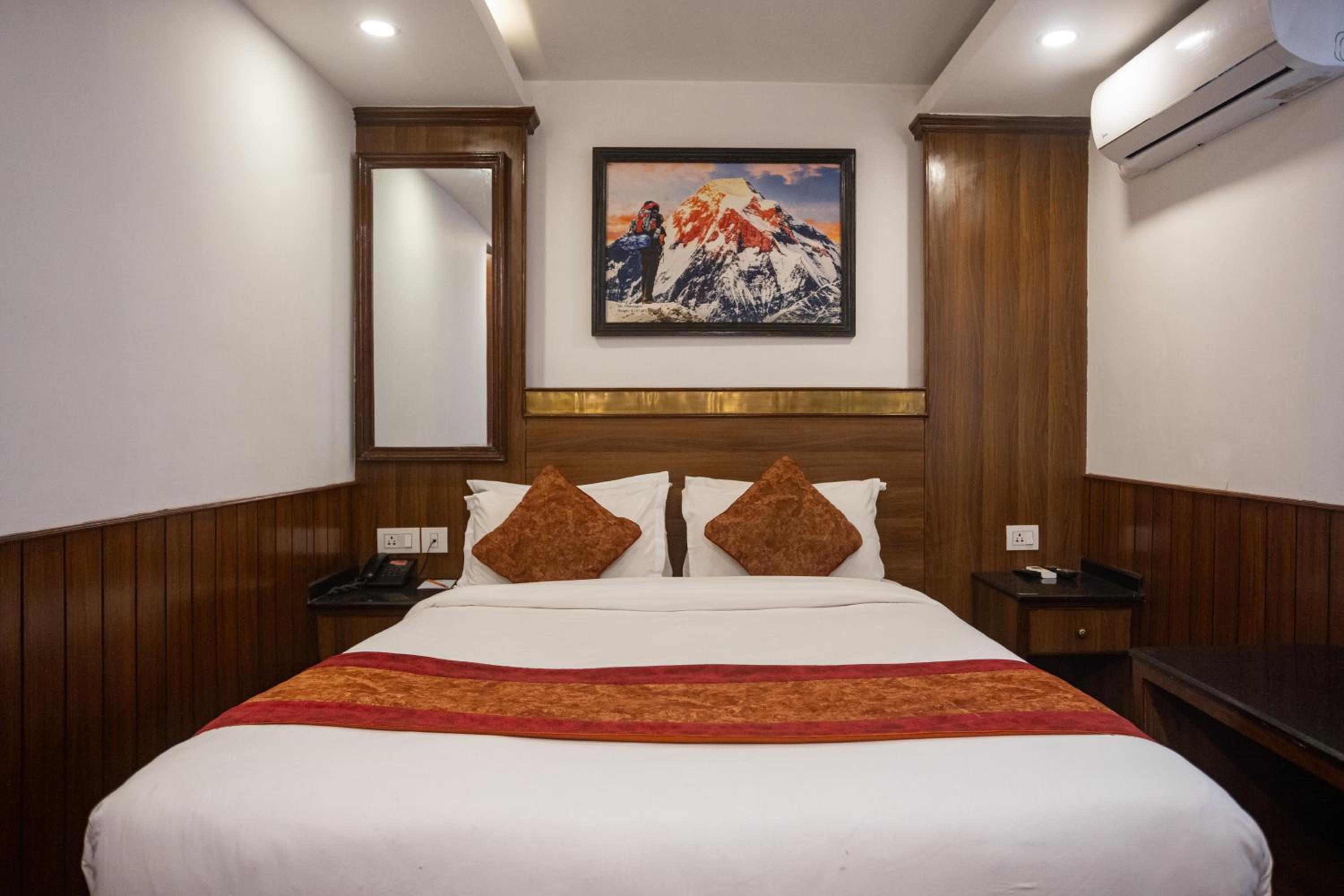 Budget Single Room