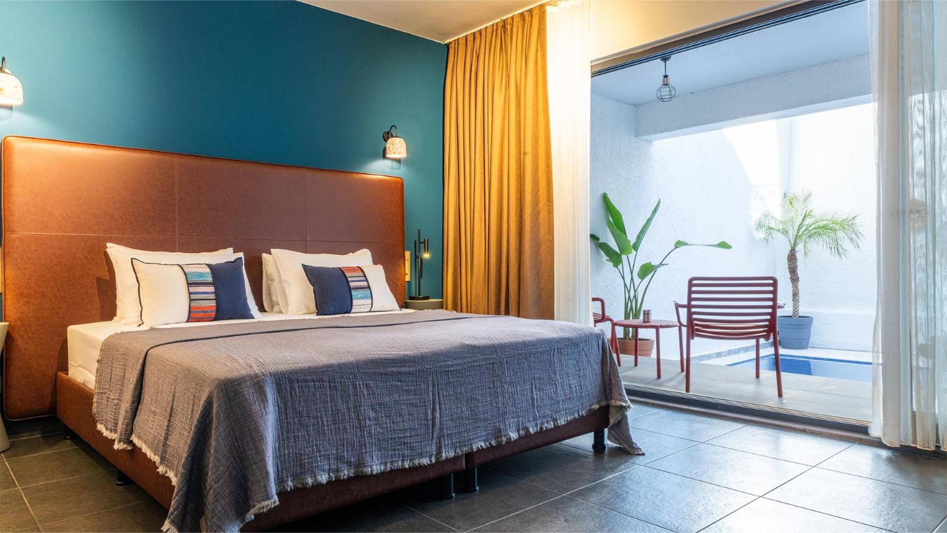 King Room with Pool View