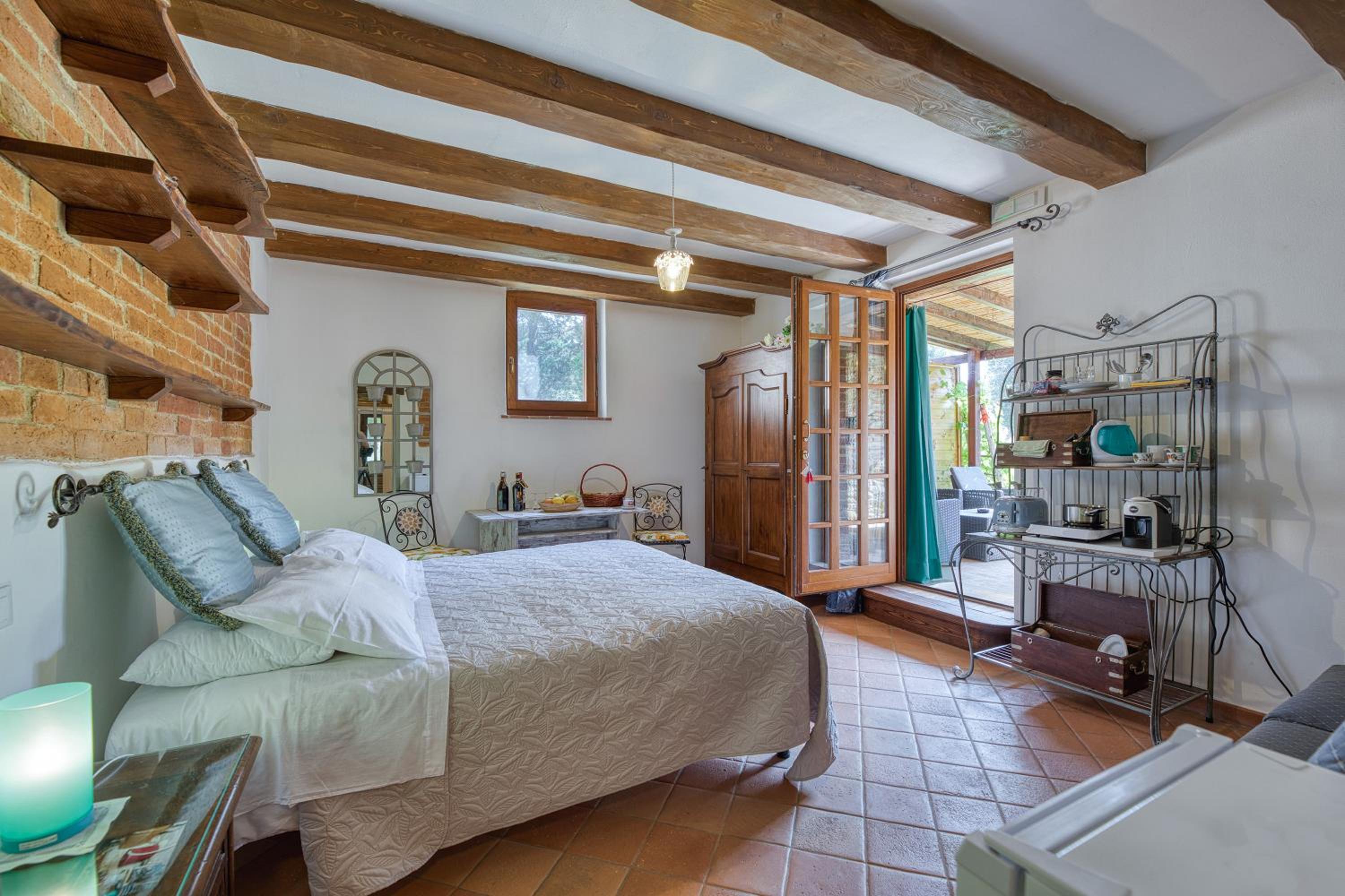 Double Room with Patio photo 1