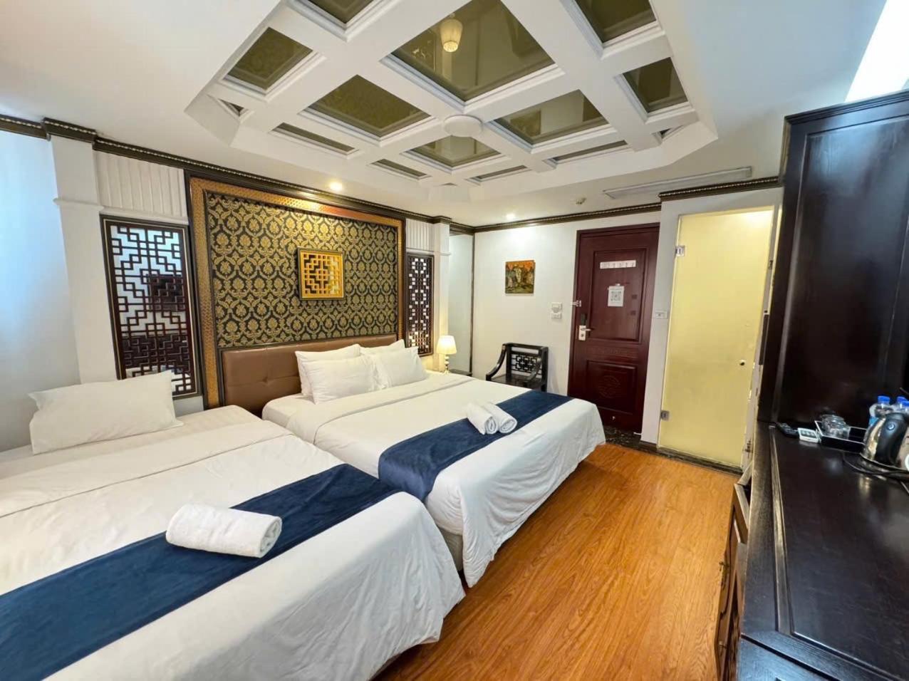 Triple Room with View
