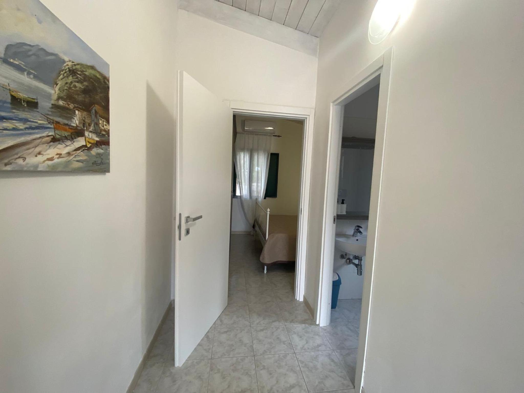 One-Bedroom Apartment with Terrace photo 2