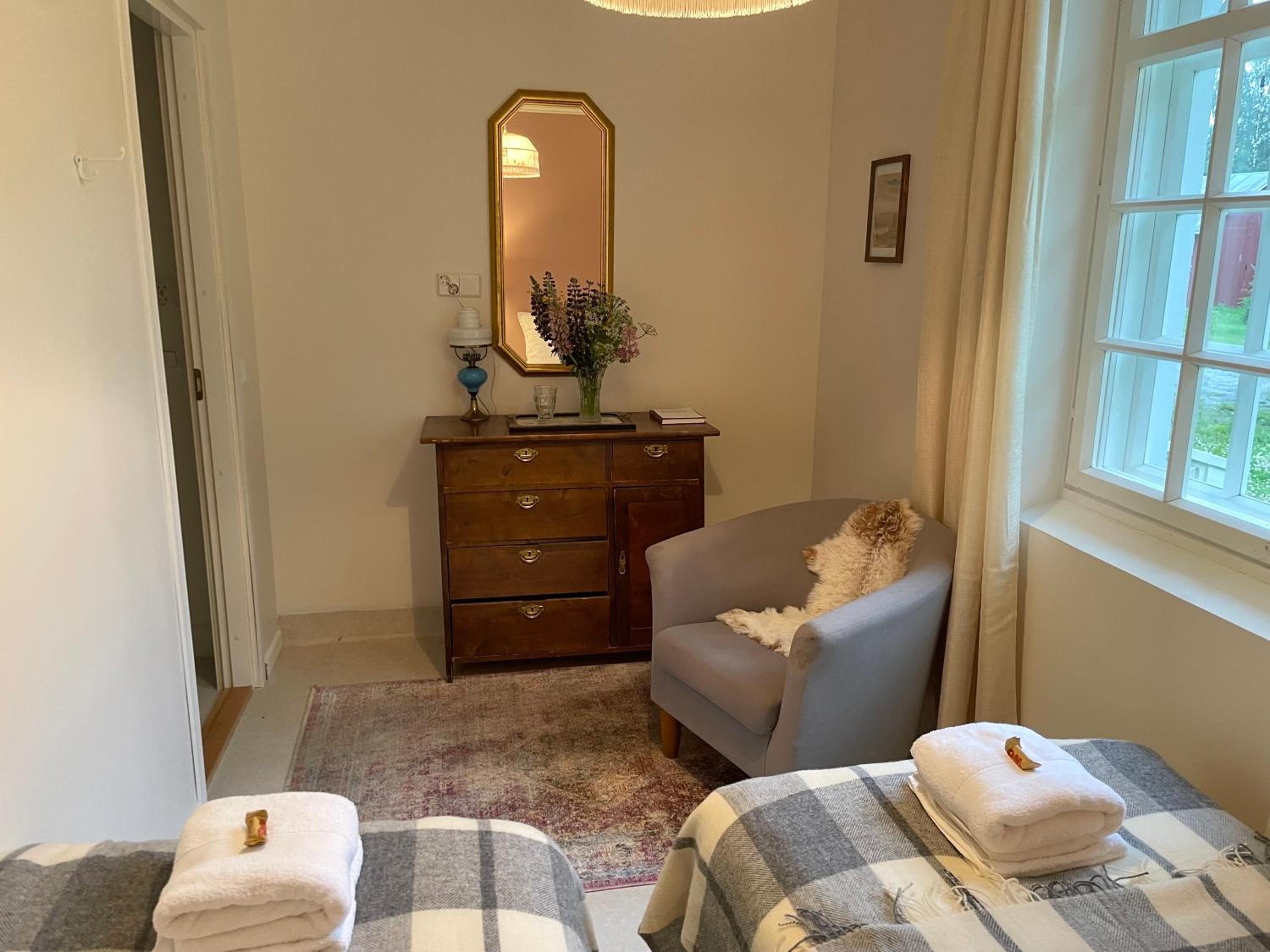 Basic Triple Room photo 1