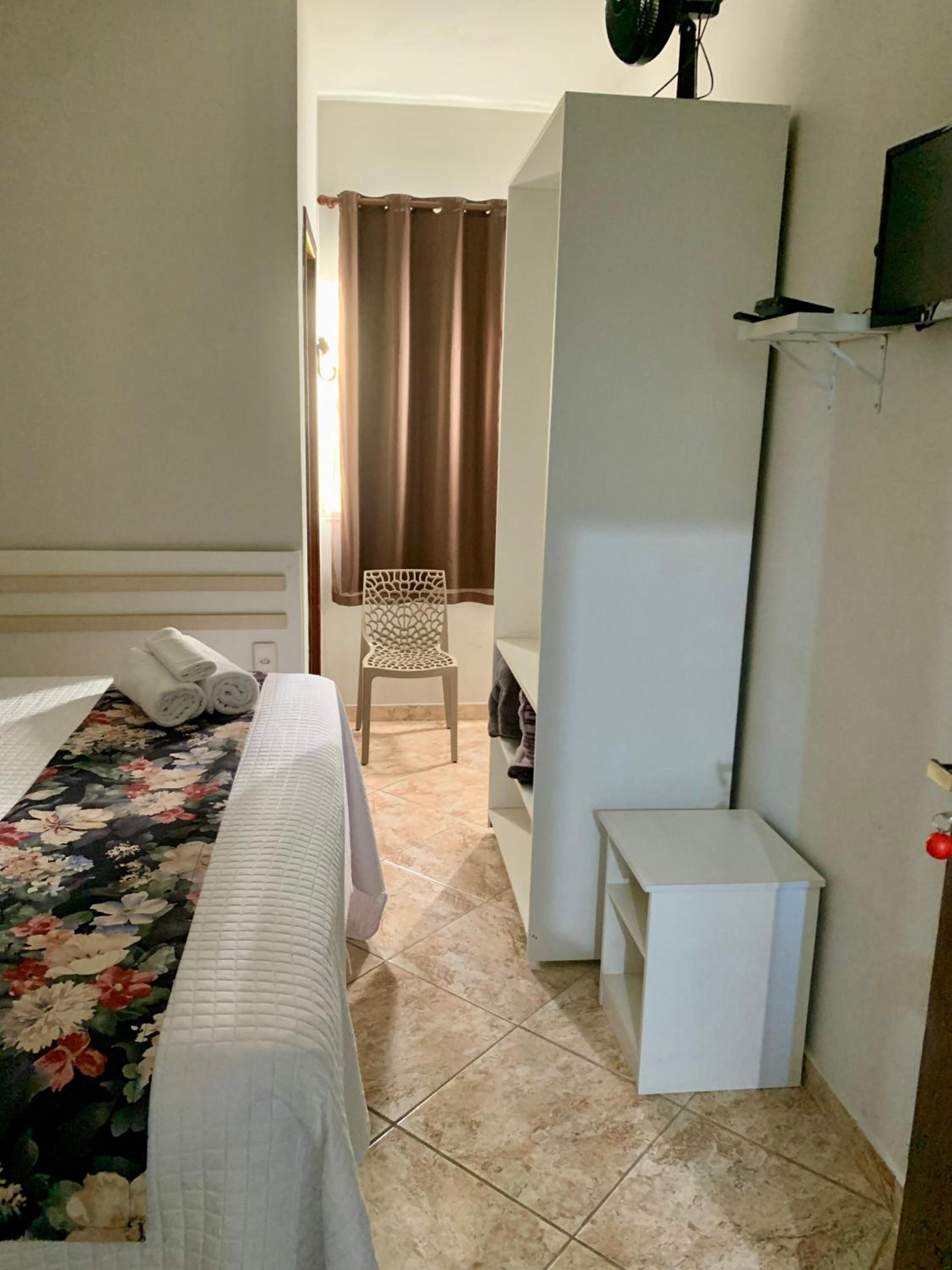 Standard Double Room - Photo 3
