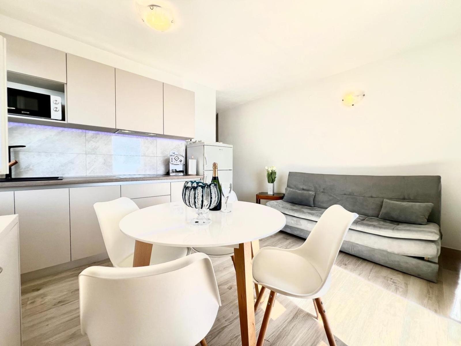 Two-Bedroom Apartment with Balcony and Sea View