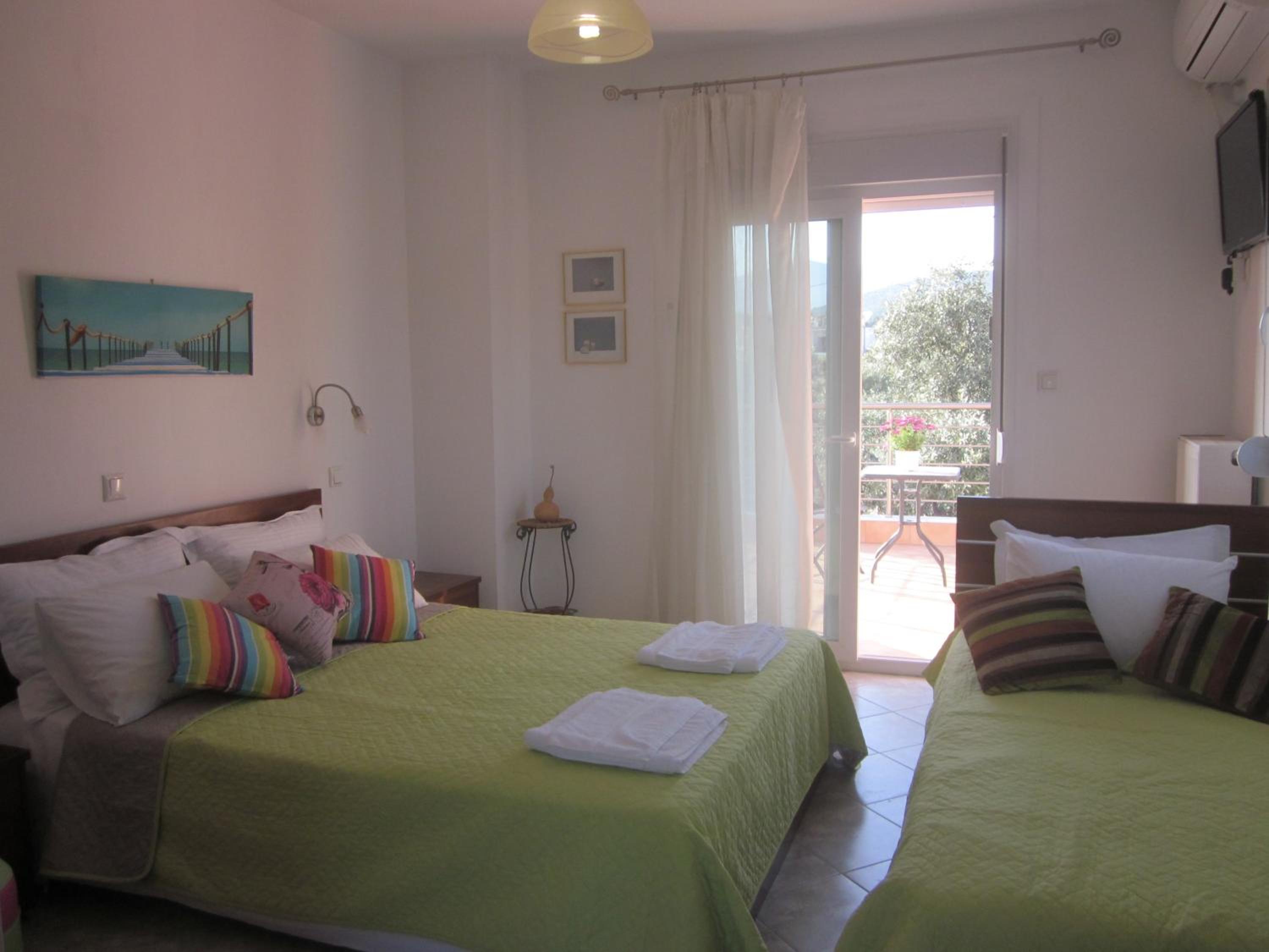 One-Bedroom Apartment with Balcony