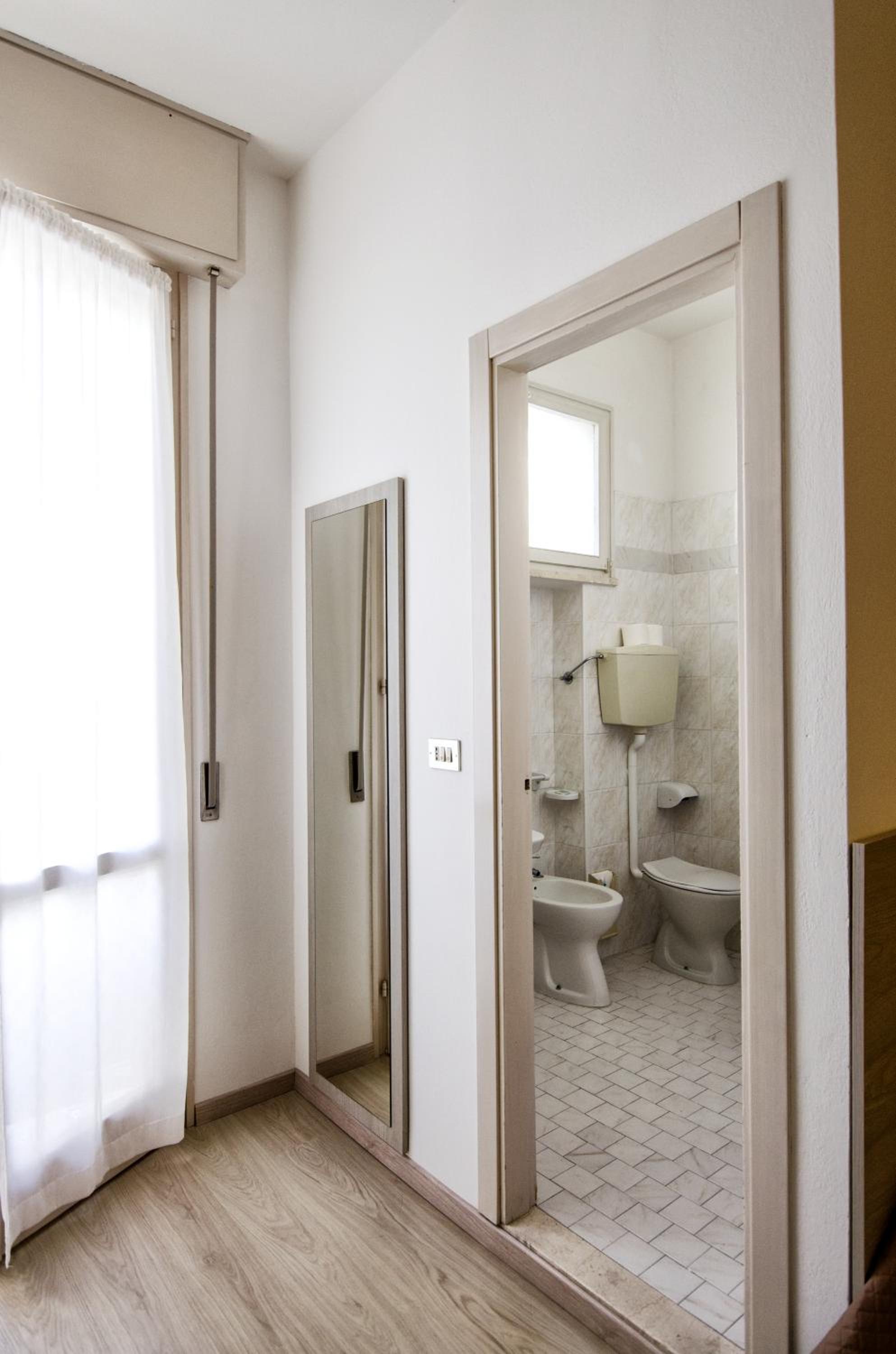 Triple Room - Photo 7