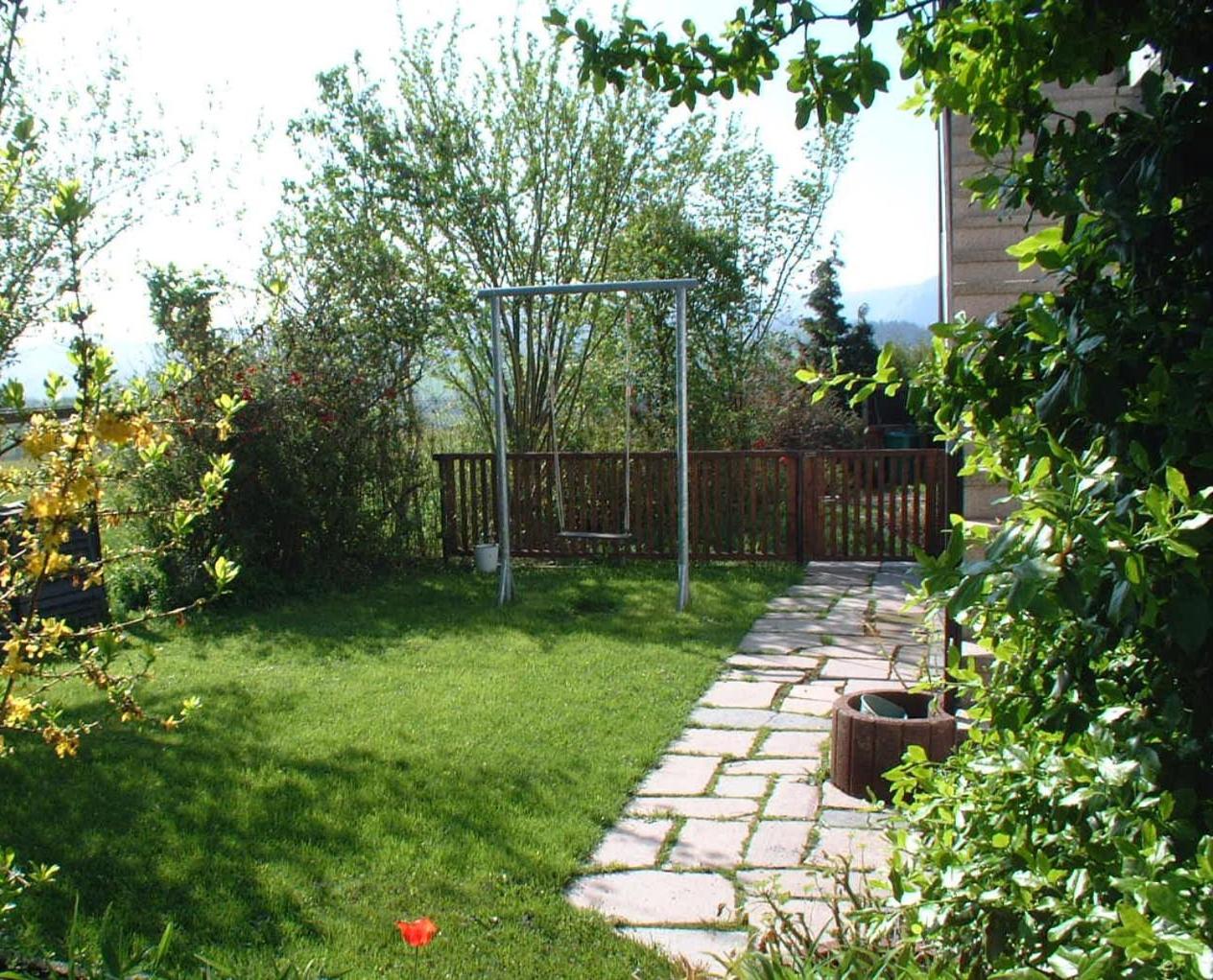 Apartment With Terrace photo 3