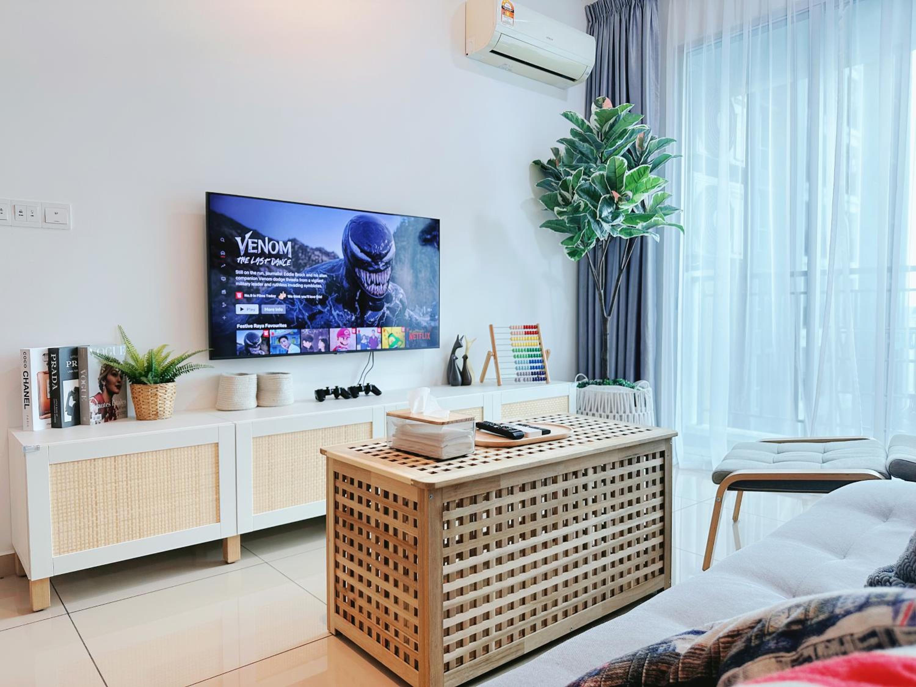 Two-Bedroom Apartment with Balcony photo 3