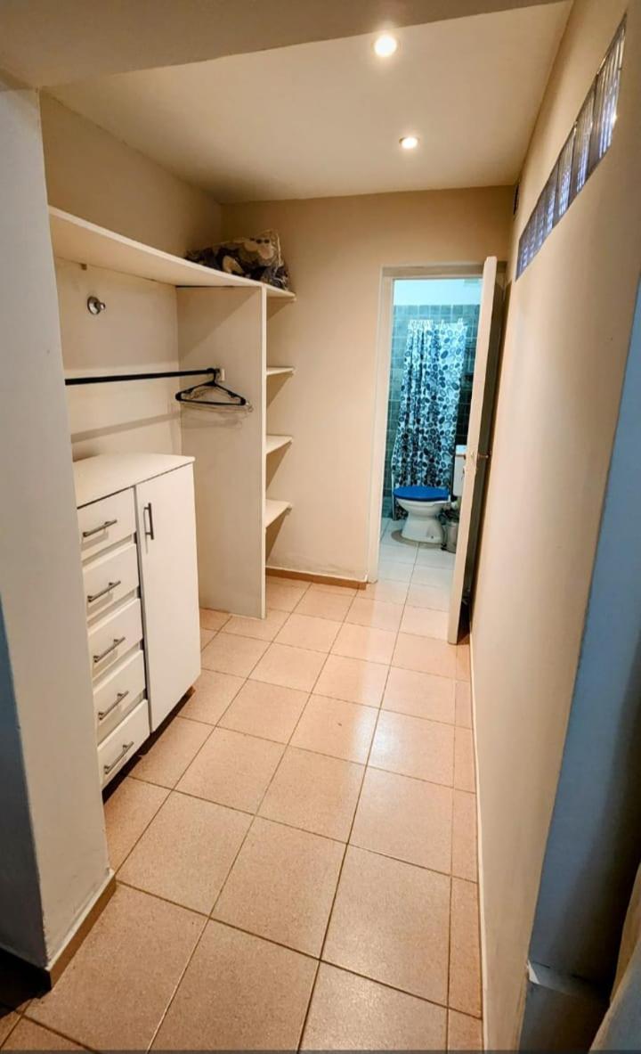 Apartment photo 3