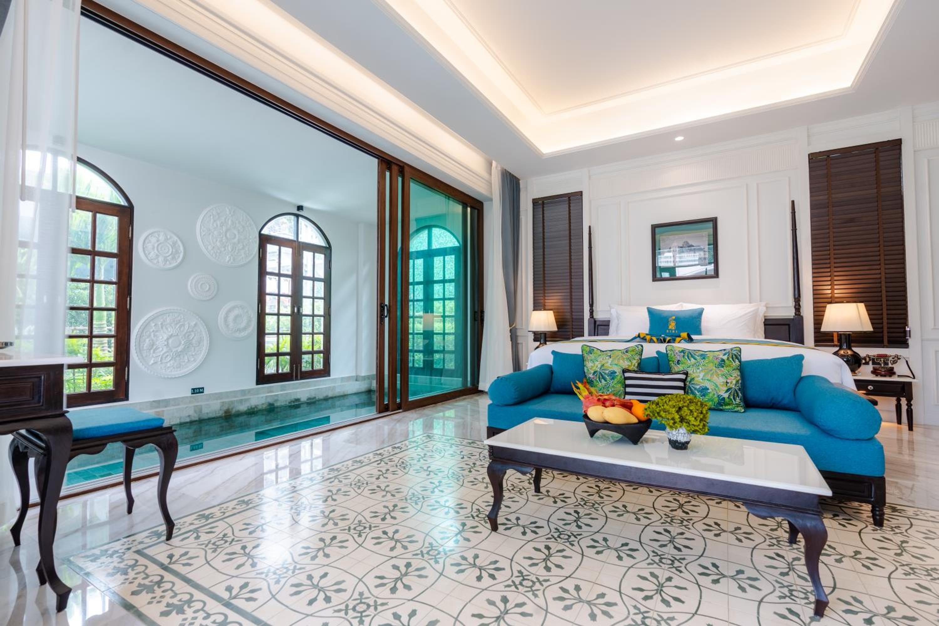 Suite with Garden View