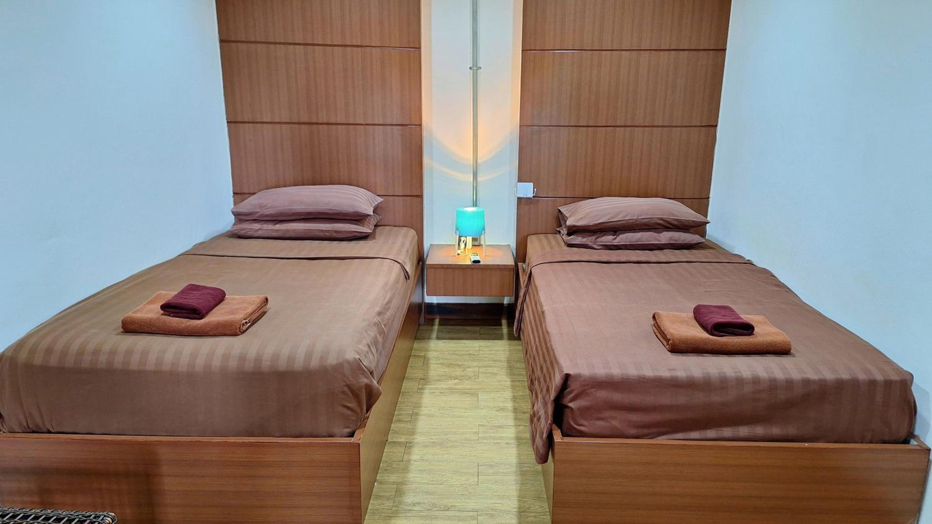 Single Bed in Male Dormitory Room photo 3