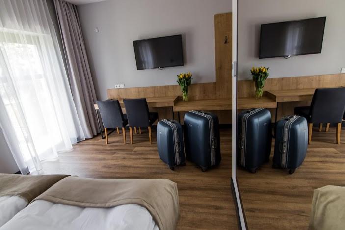 Double or Twin Room with Garden View - Photo 2