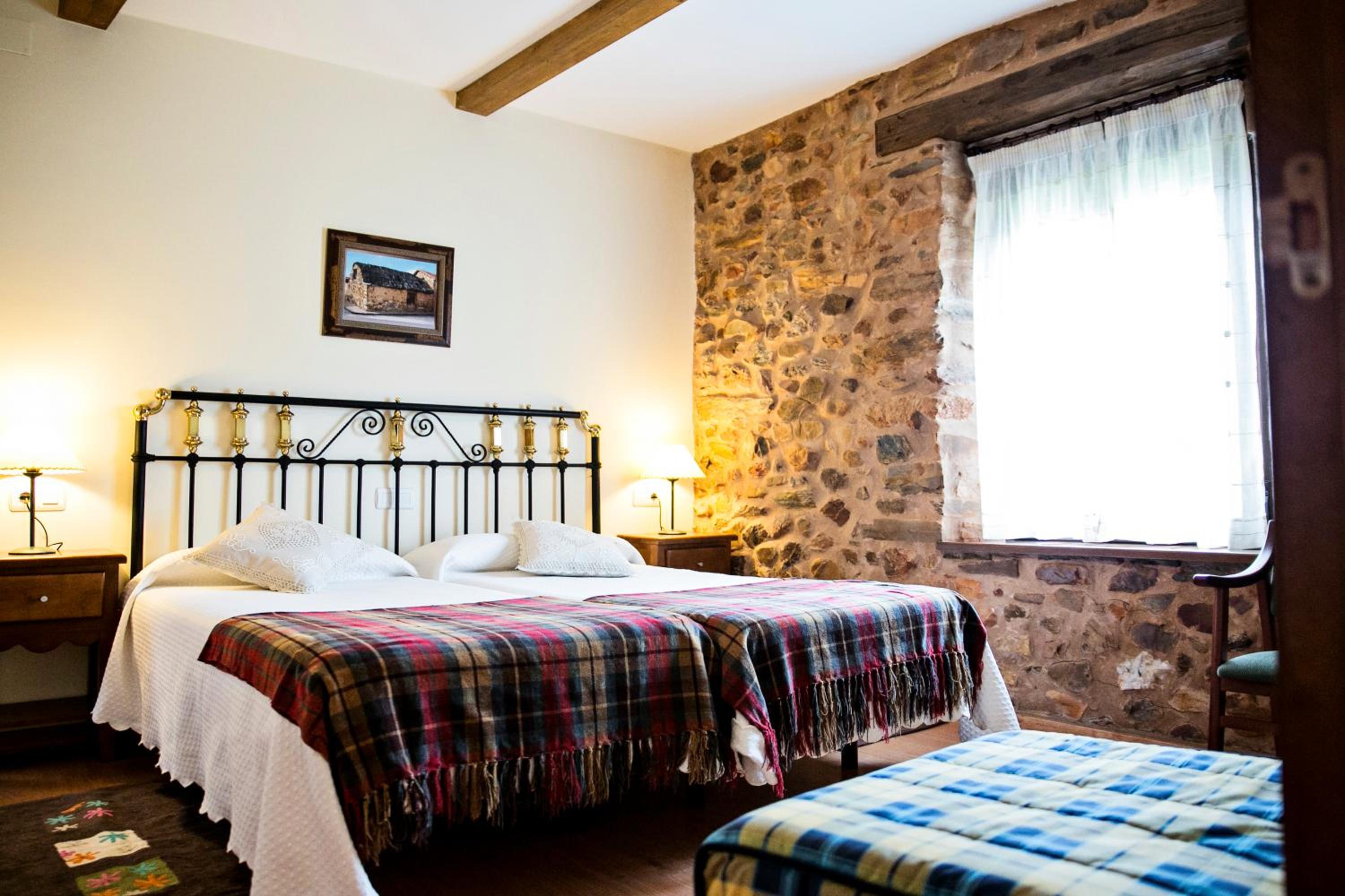 Double or Twin Room photo 2