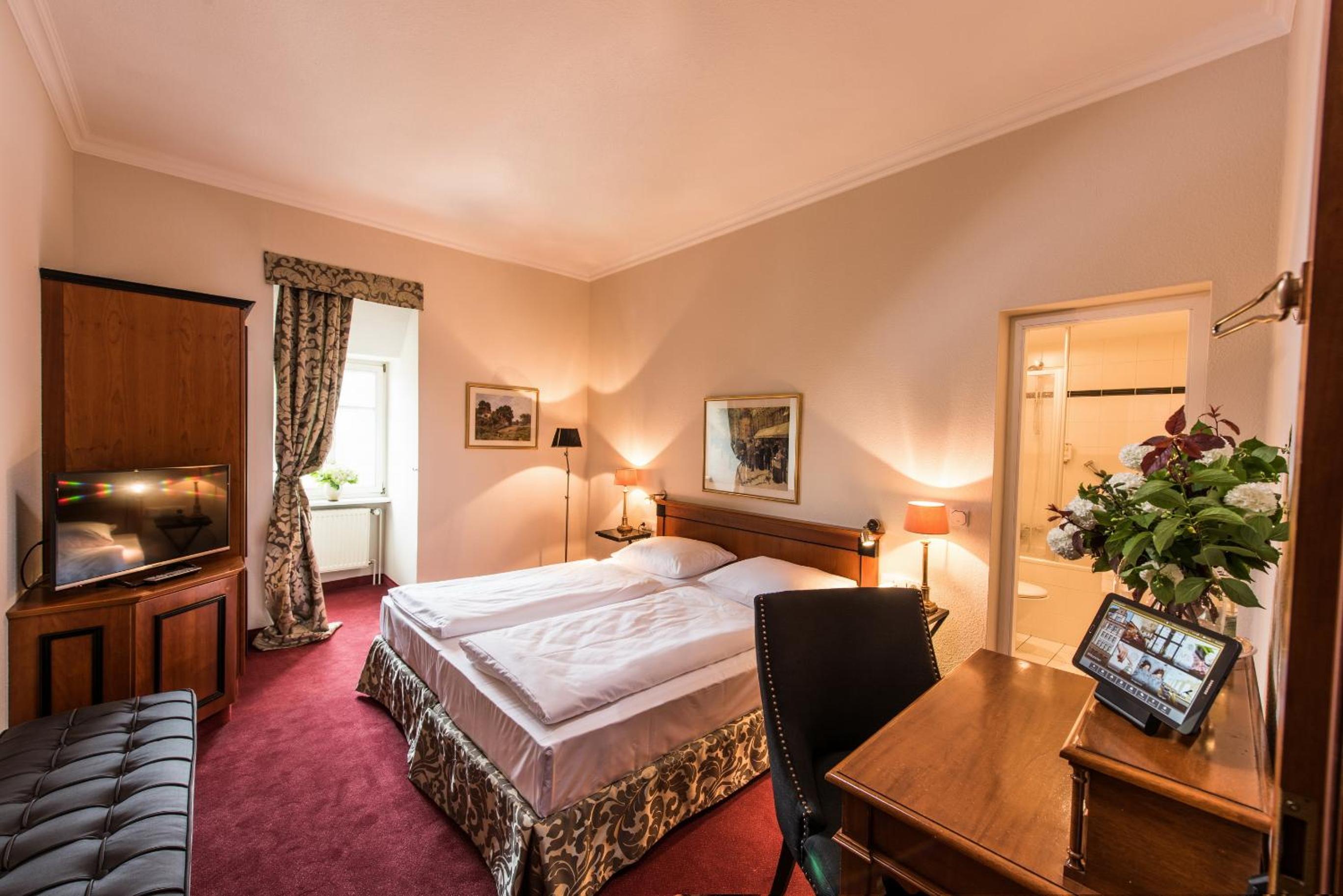 Standard Double Room - Photo 1