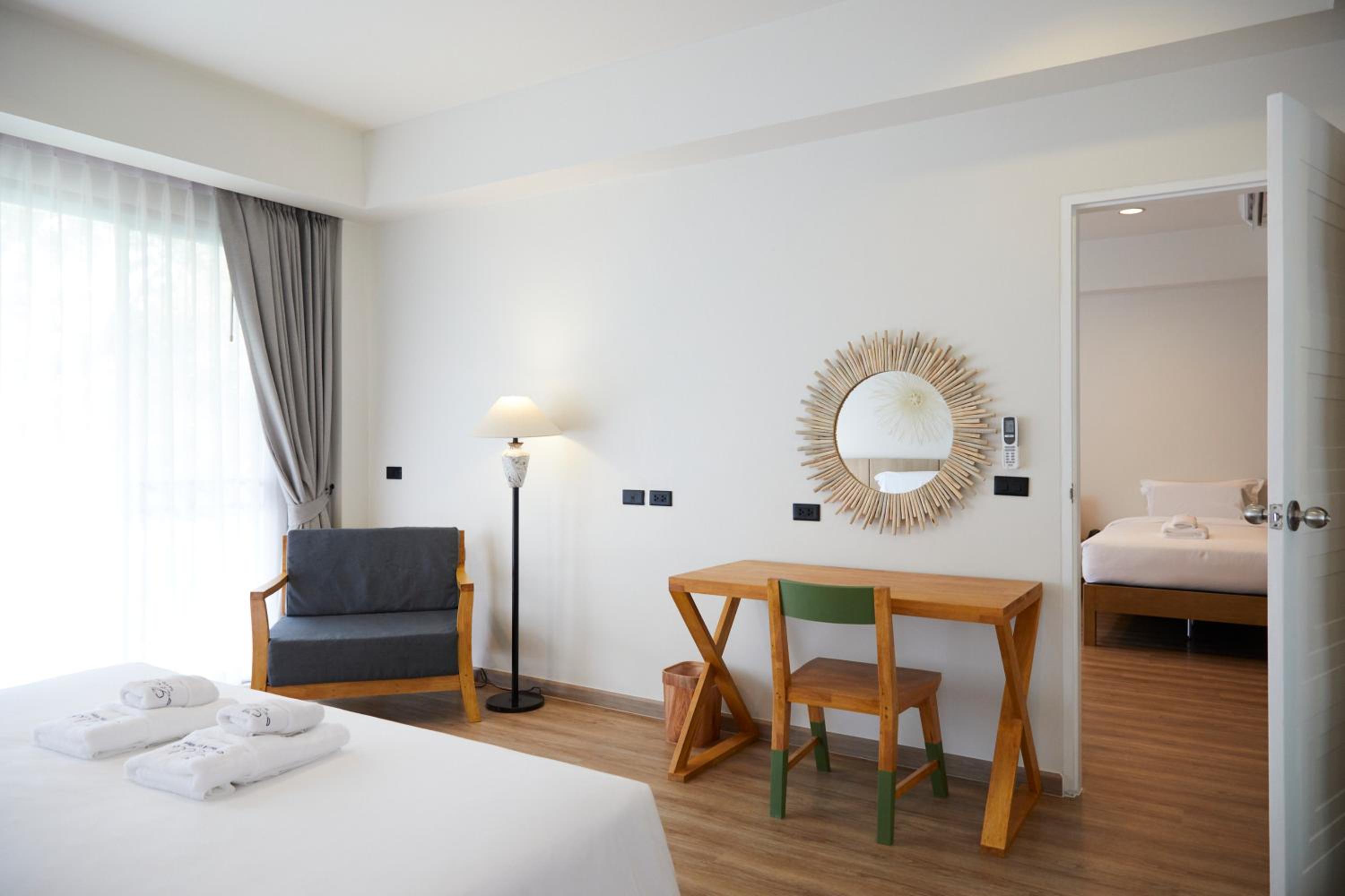 Leela Signature Family Suite (2-Bedroom, Sleeps 4)