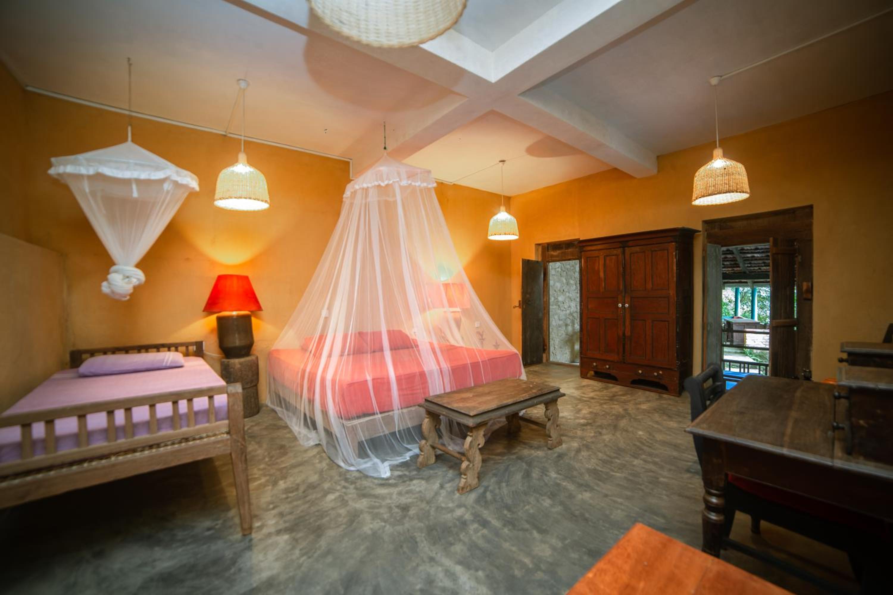 Double or Twin Room - Photo 6
