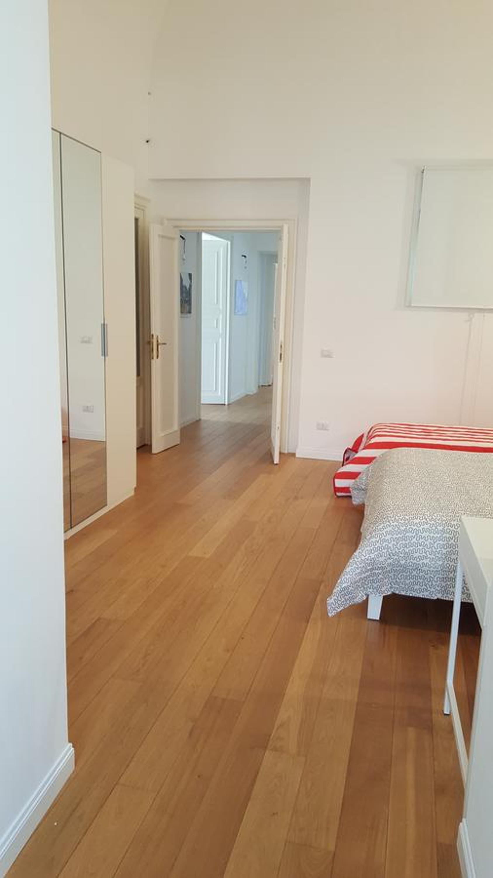 Double Room - Photo 17
