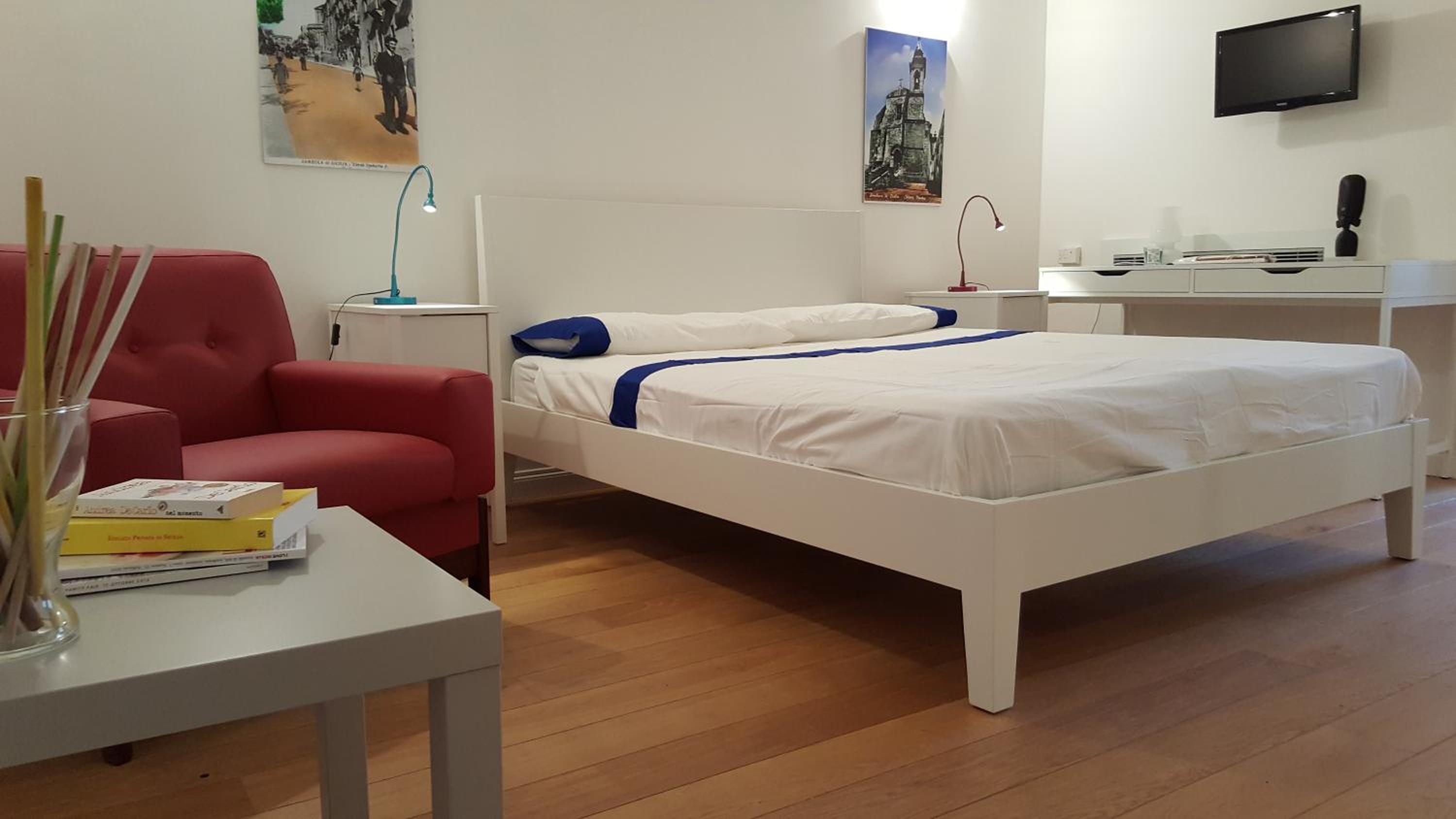 Double Room - Photo 9