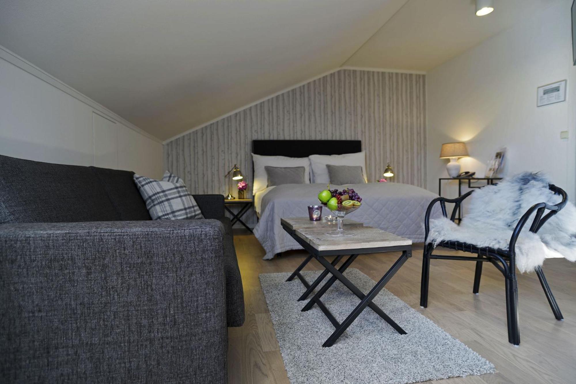 Double or Twin Room - Photo 1