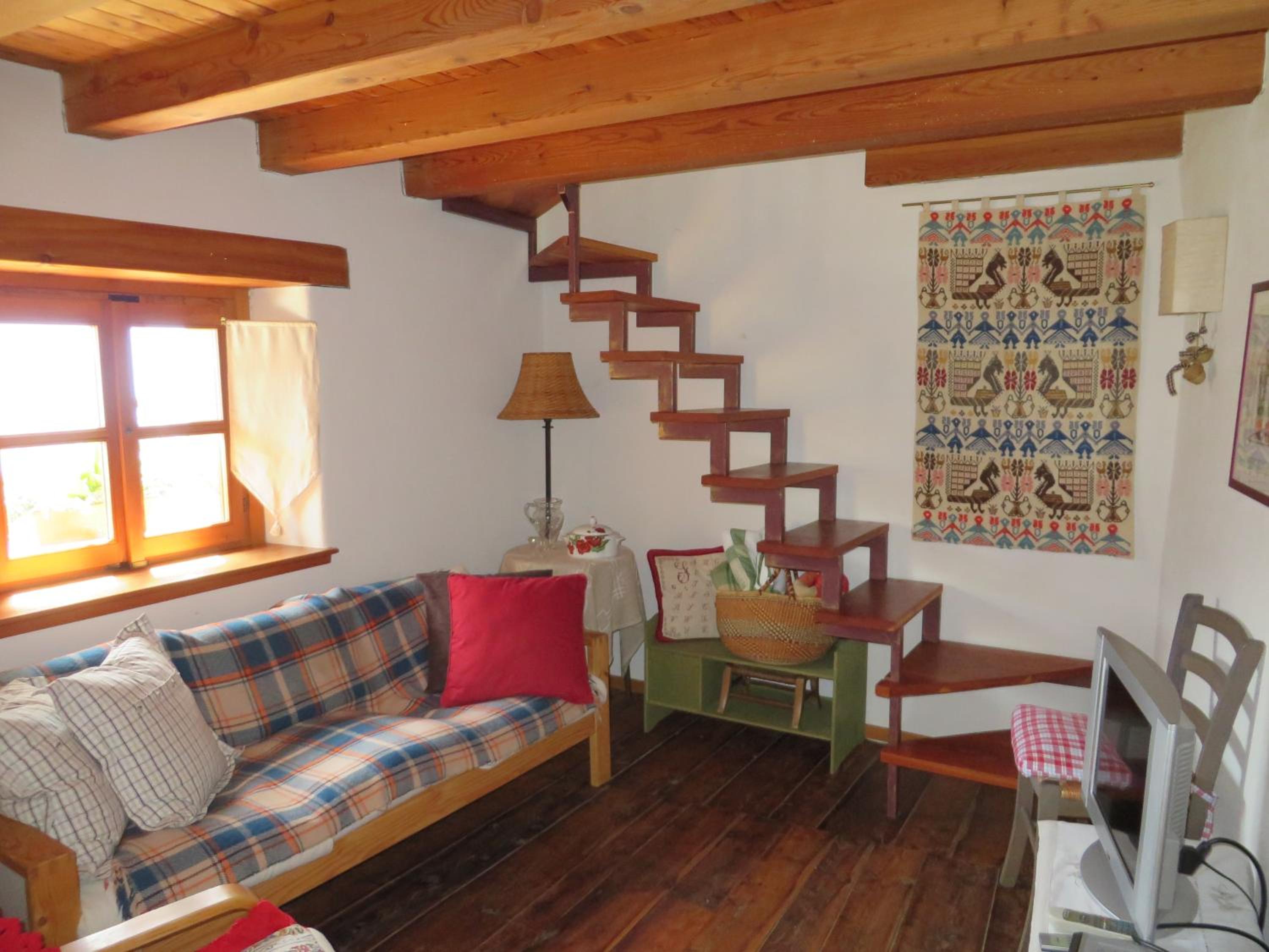 Two-Bedroom House - Photo 1