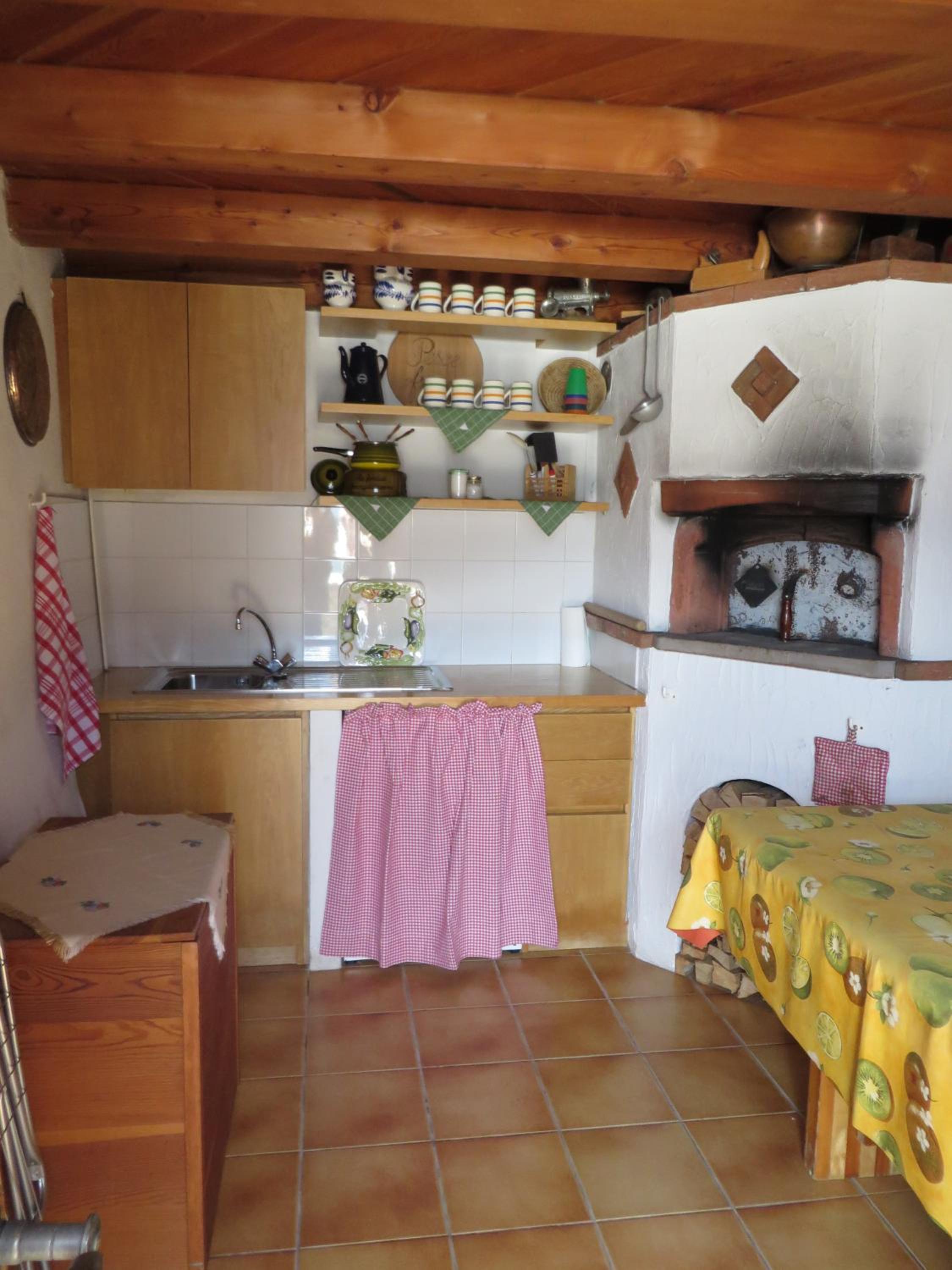 Two-Bedroom House - Photo 24