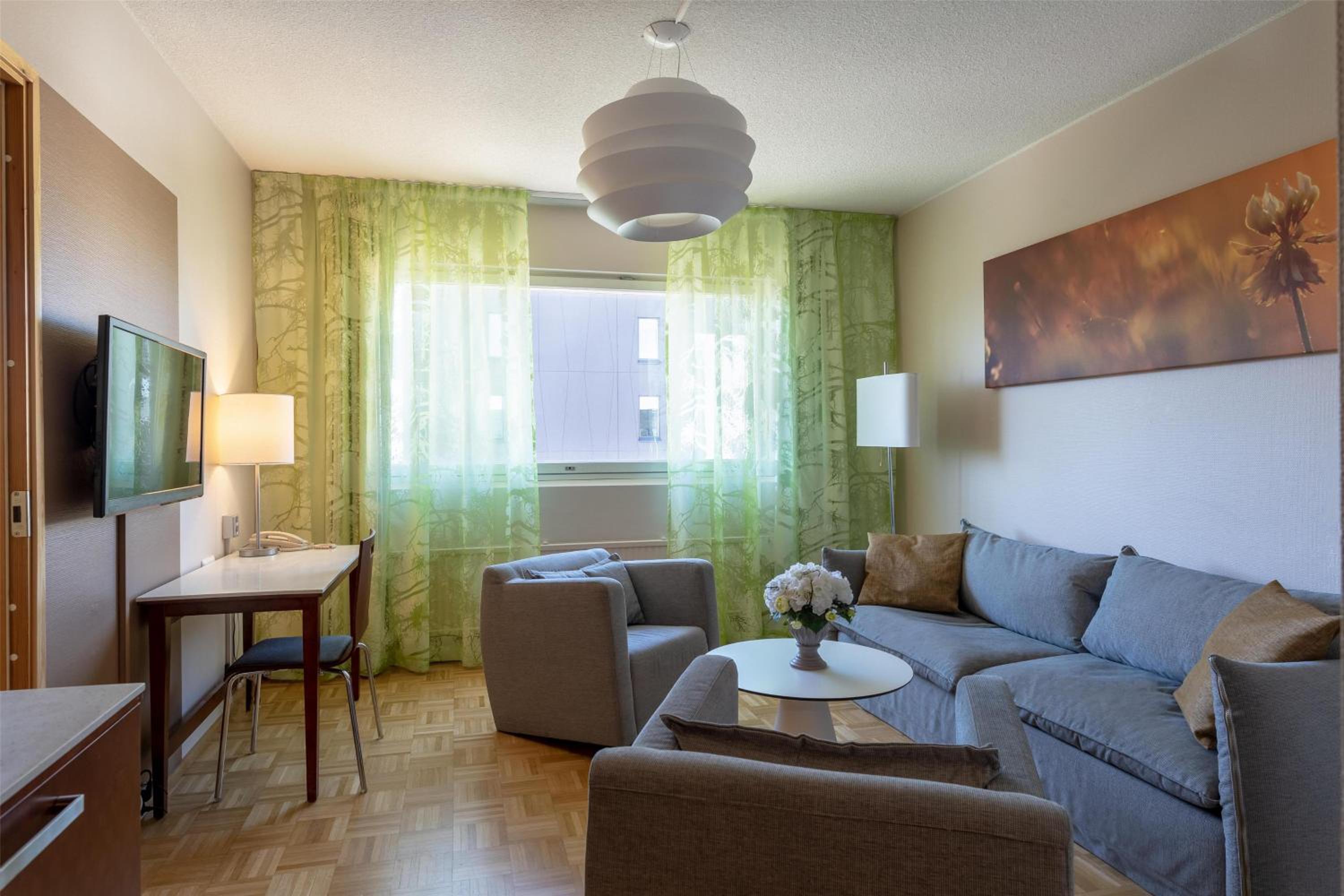 Superior King Room - Photo 1