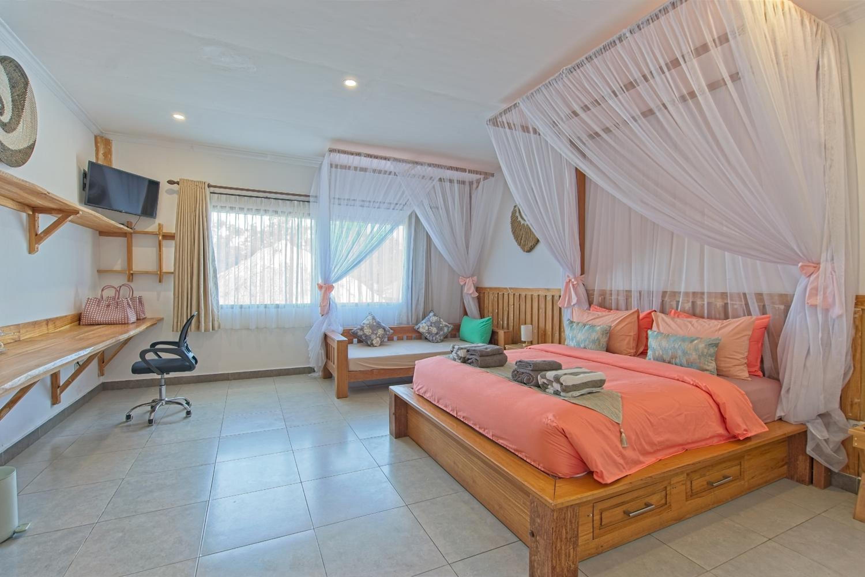 Triple Room with Shower