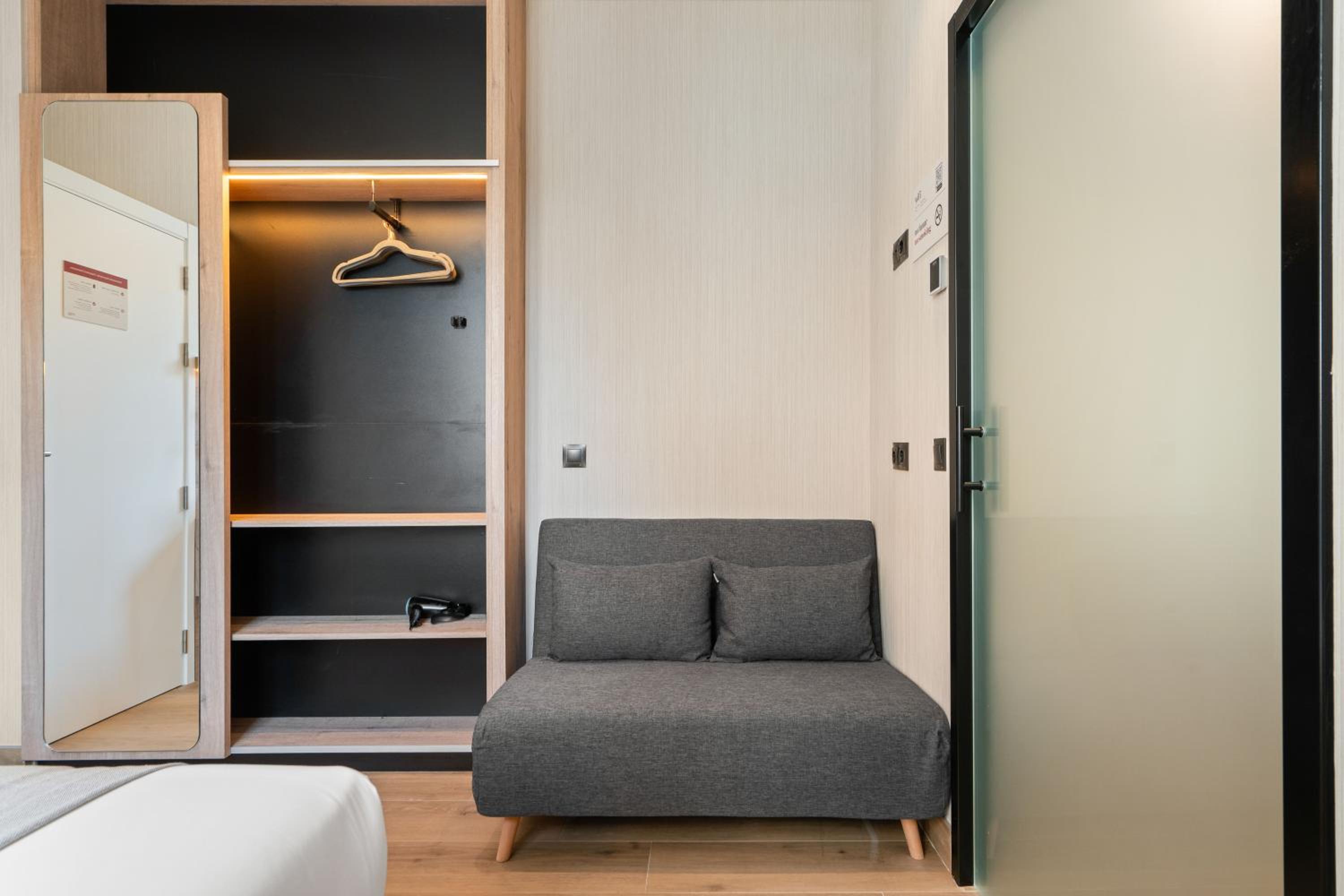 Dobo Madrid Betanzos, Billede 2