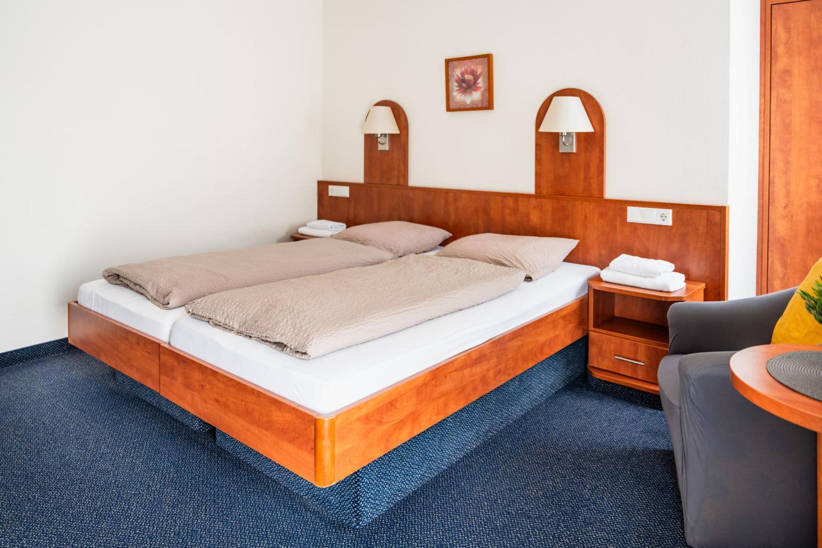 Standard Triple Room - Photo 3