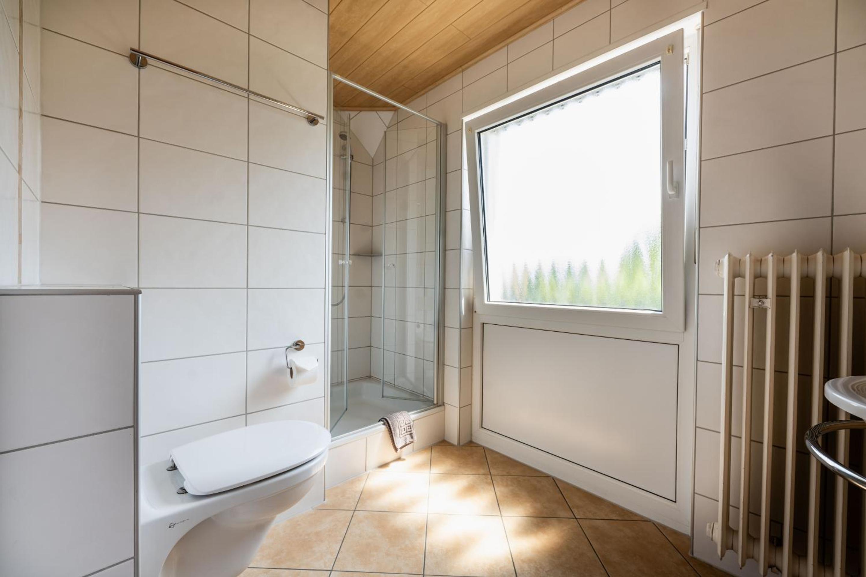 Standard Triple Room - Photo 6