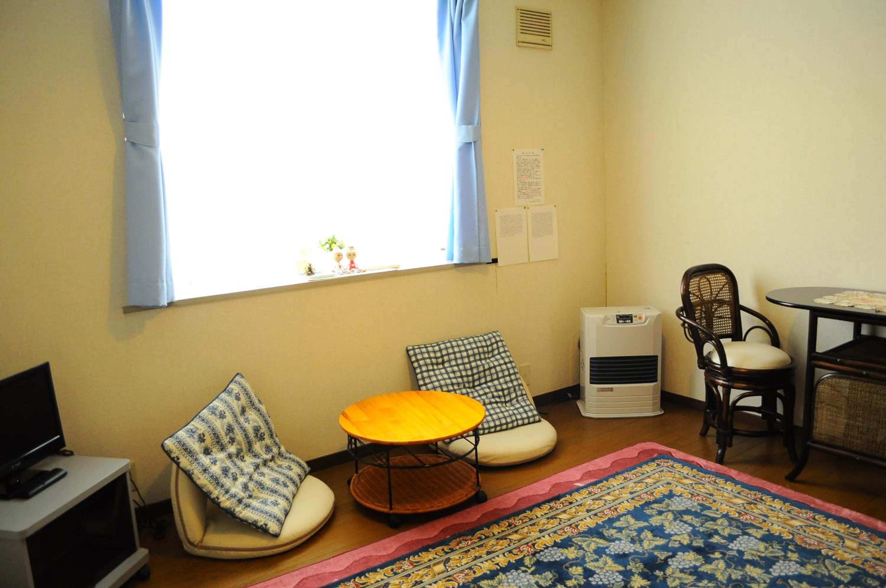 Single Room with Bathroom photo 1