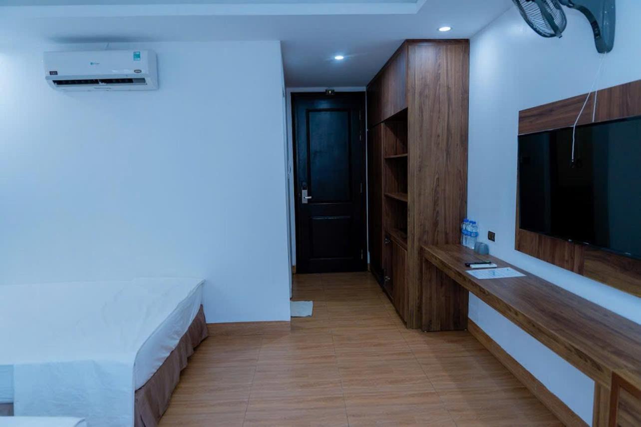 Deluxe Double Room with Balcony and Sea View