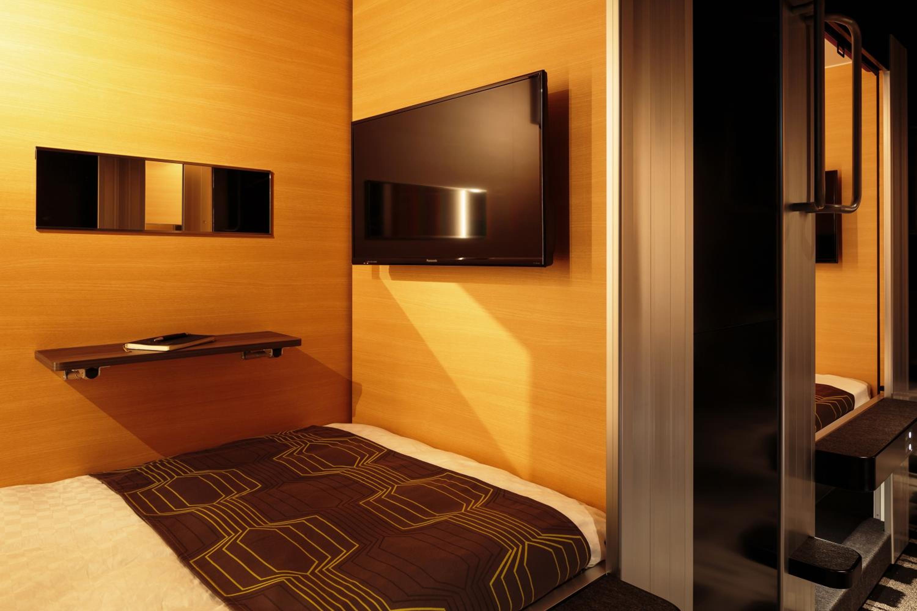 Capsule Room for Female  - House Keeping is Optional with Additional Cost photo 3