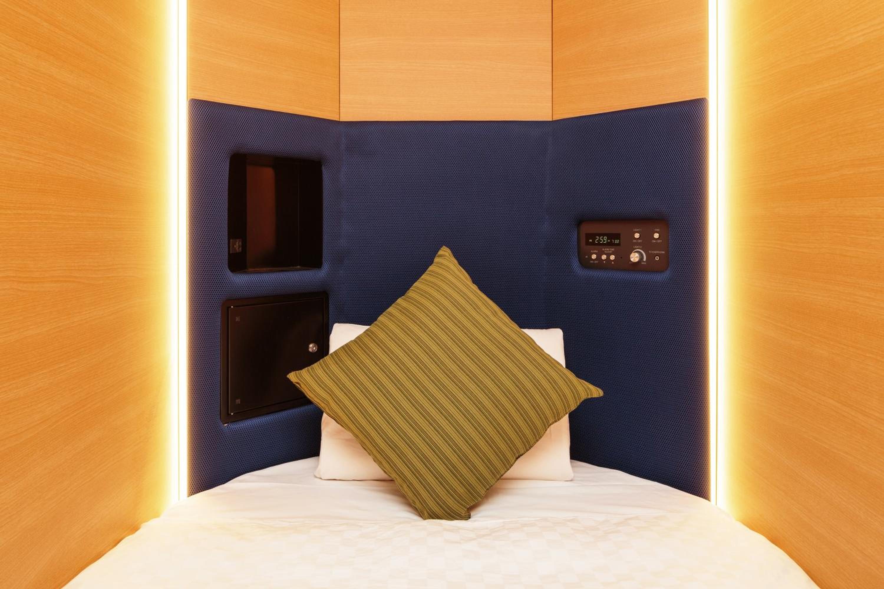 Capsule Room for Female  - House Keeping is Optional with Additional Cost photo 3