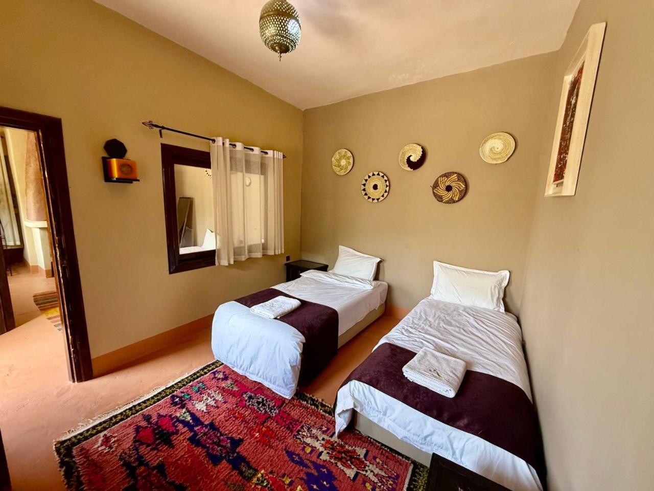 Quadruple Room with Mountain View - Photo 5